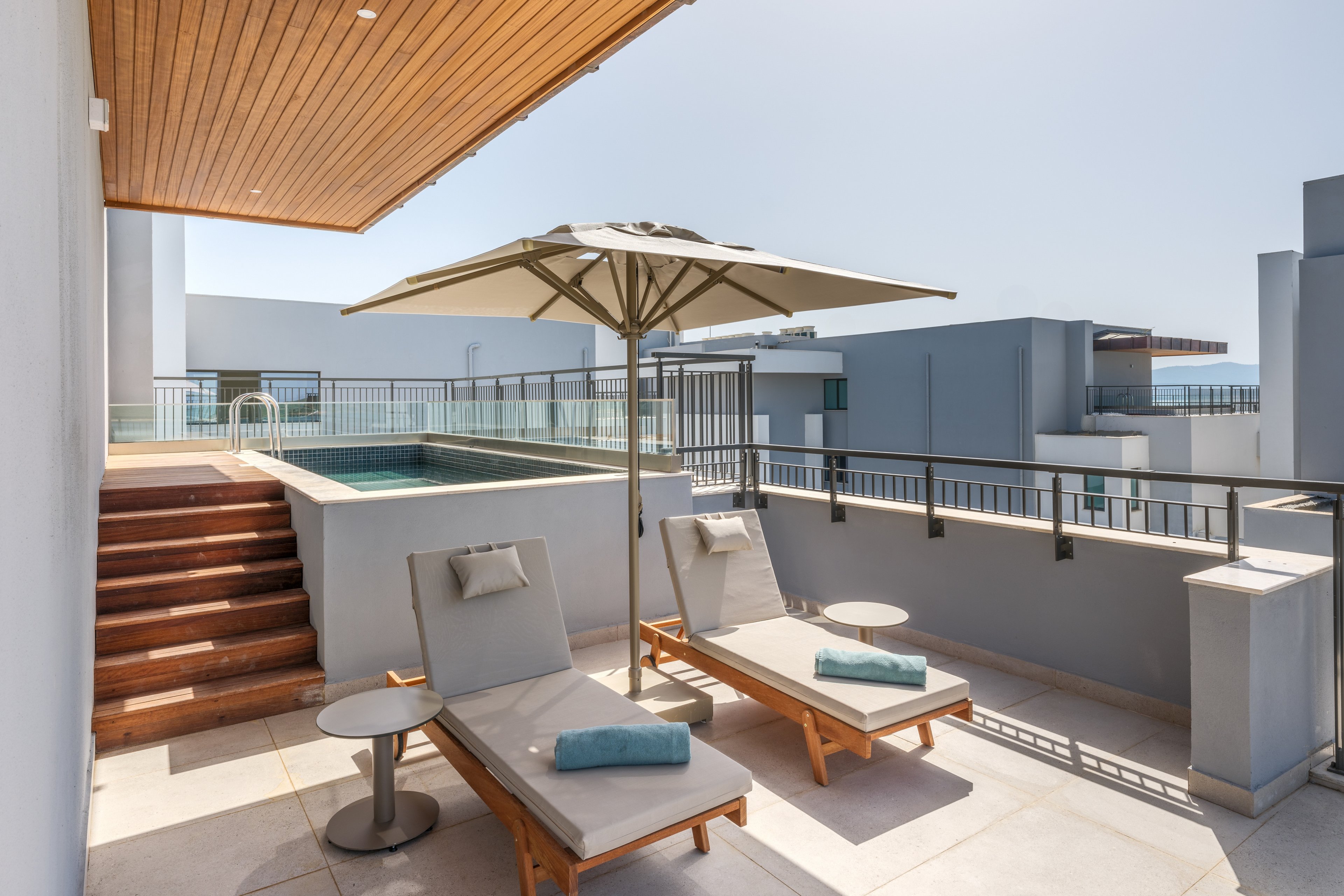 Anda Barut Collection.