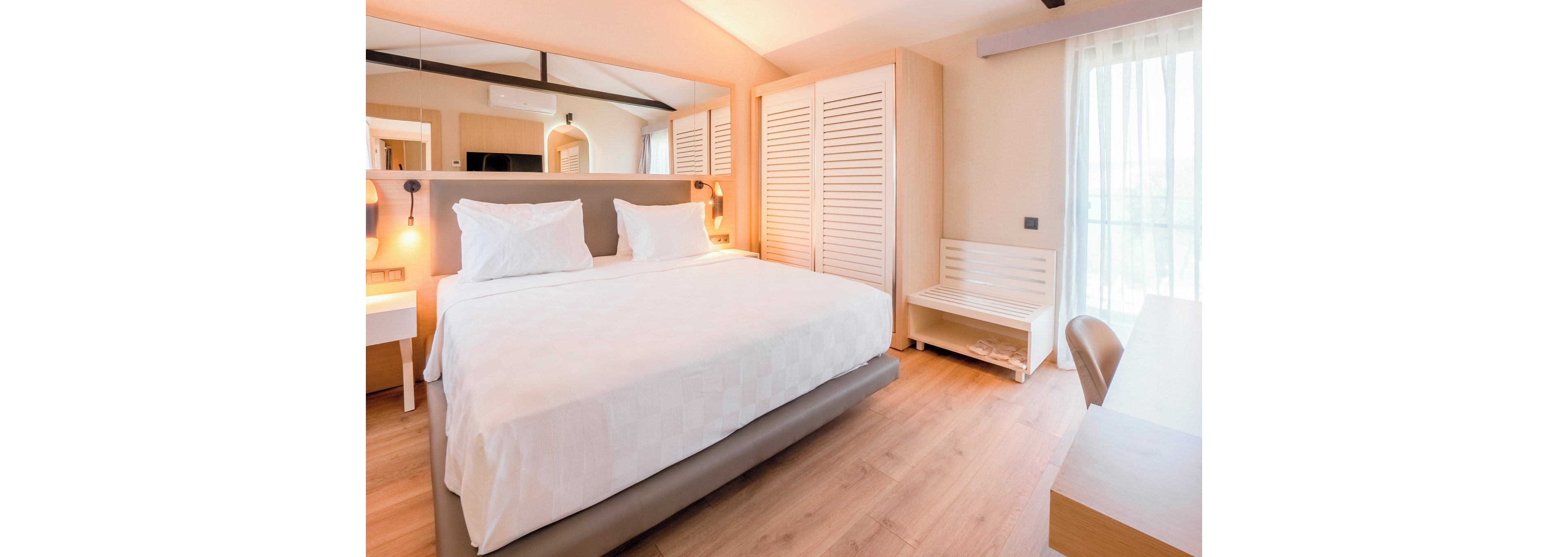 Long Beach Club Nature.