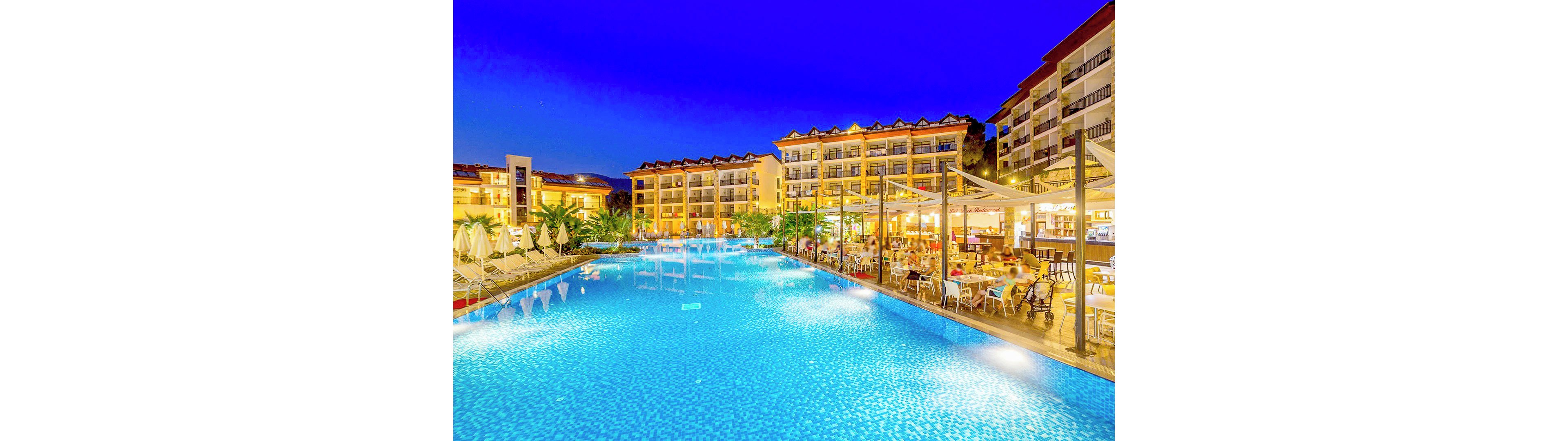 Ramada Resort by Wyndham Akbuk.