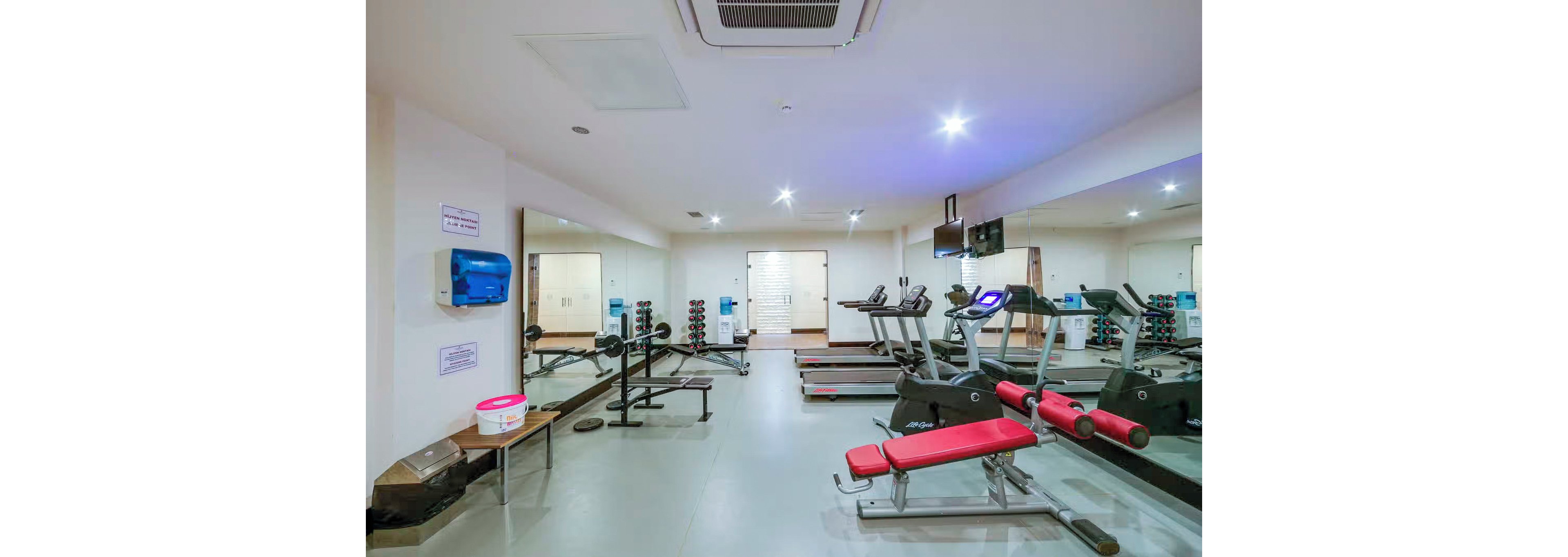 Ramada Resort by Wyndham Akbuk.