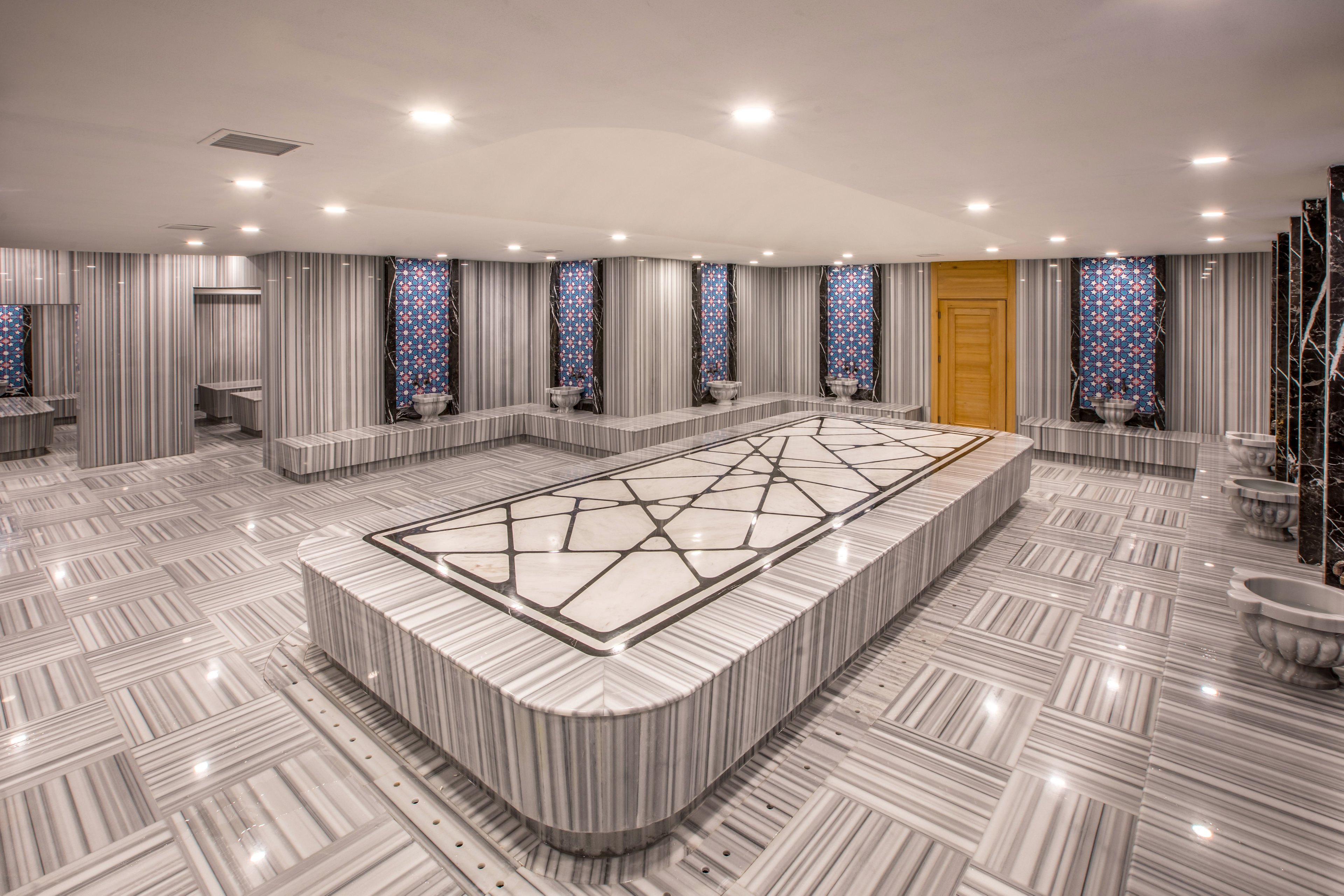 Maxeria Blue Didyma.