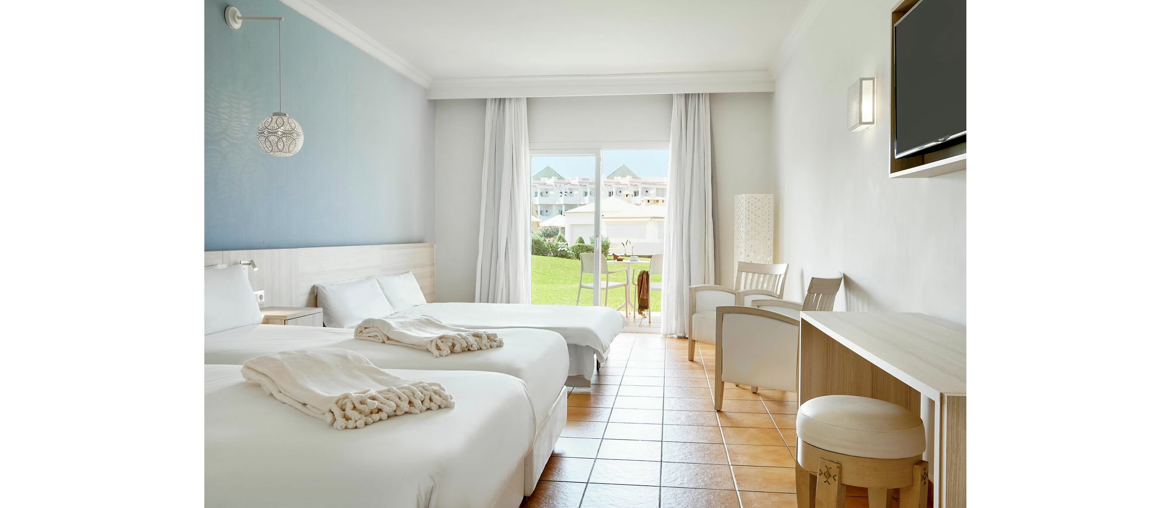 Iberostar Waves Founty Beach