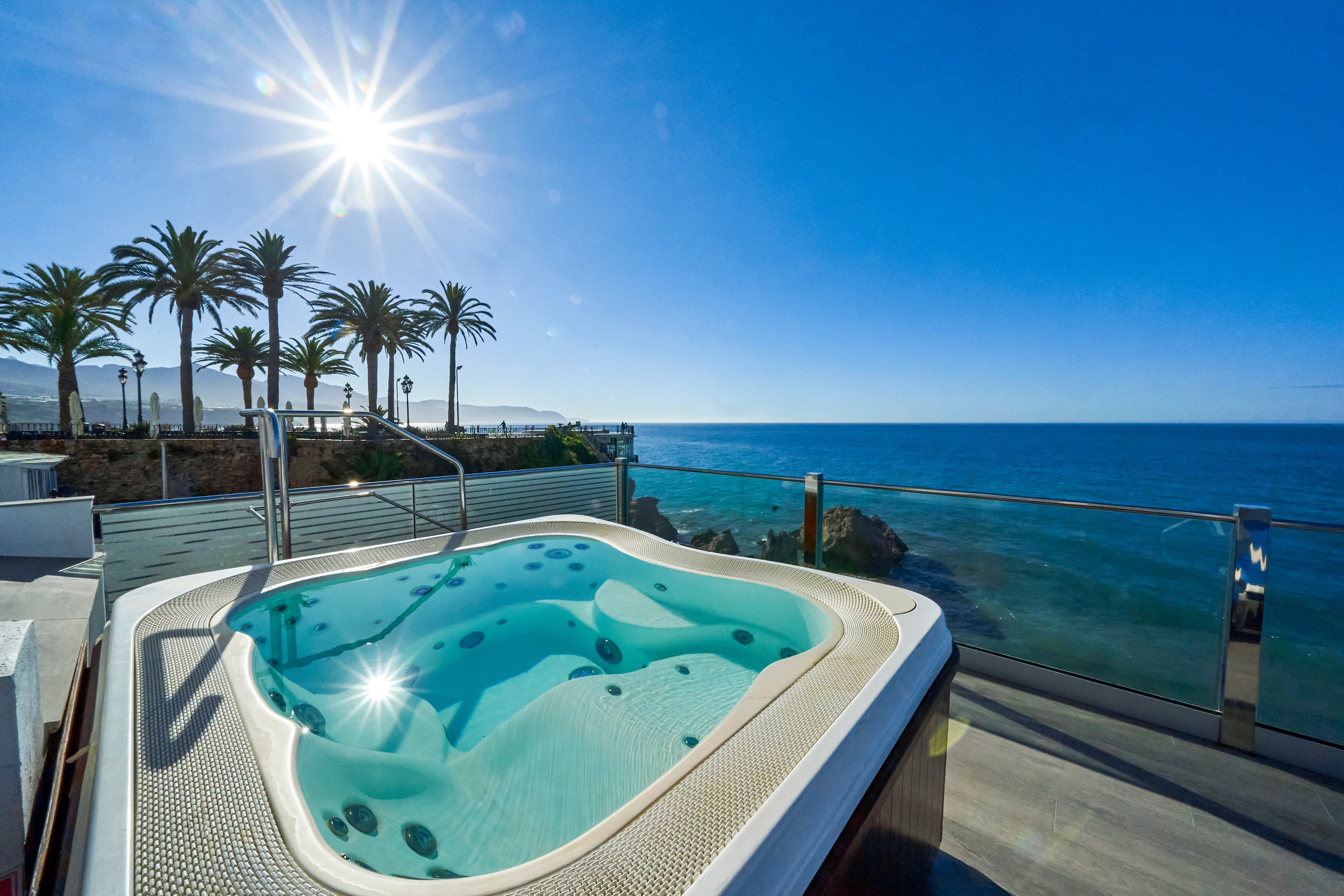 Hotel Balcon De Europa