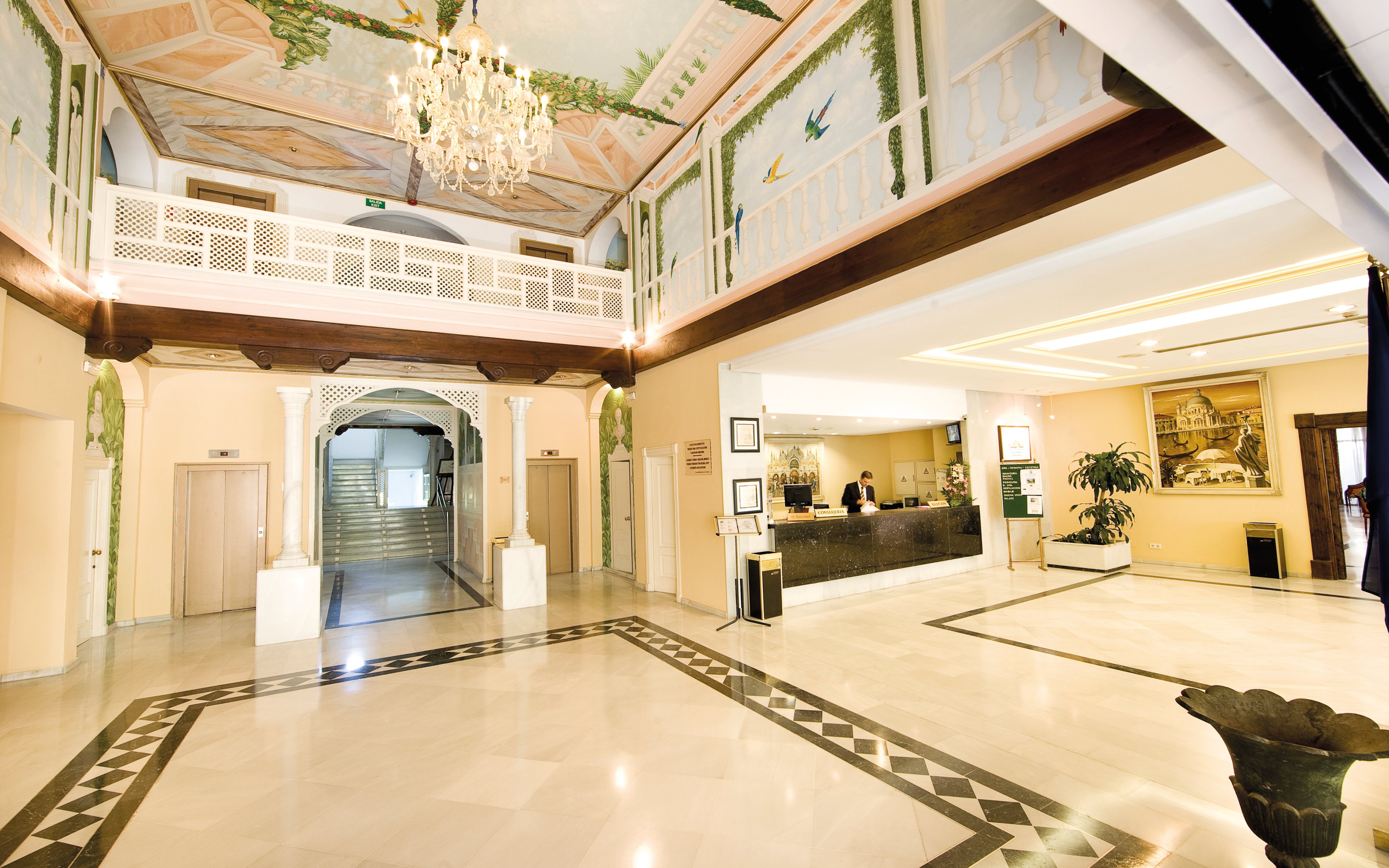 Aparthotel Monarque Sultan