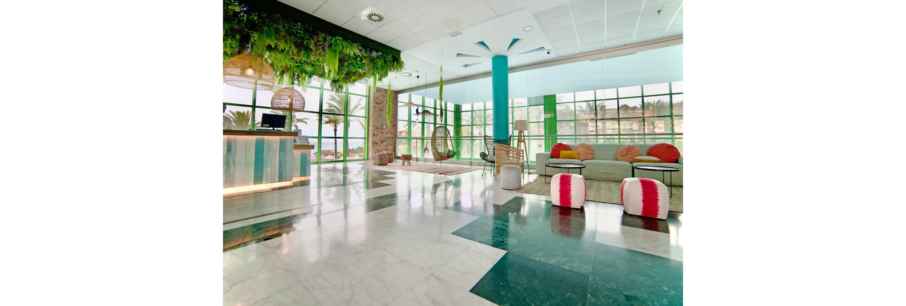 Holiday World RIWO Hotel