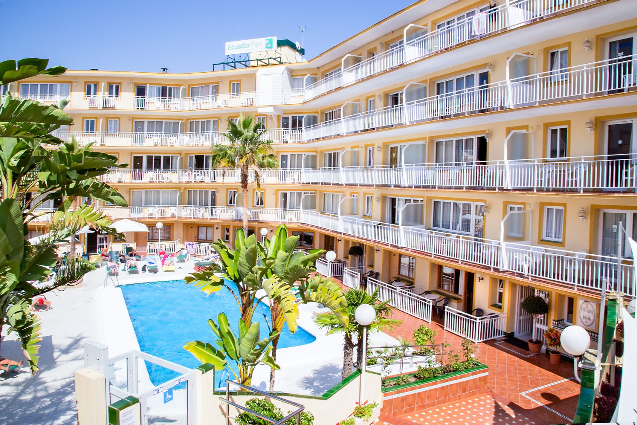 Ecuador Park Apartments