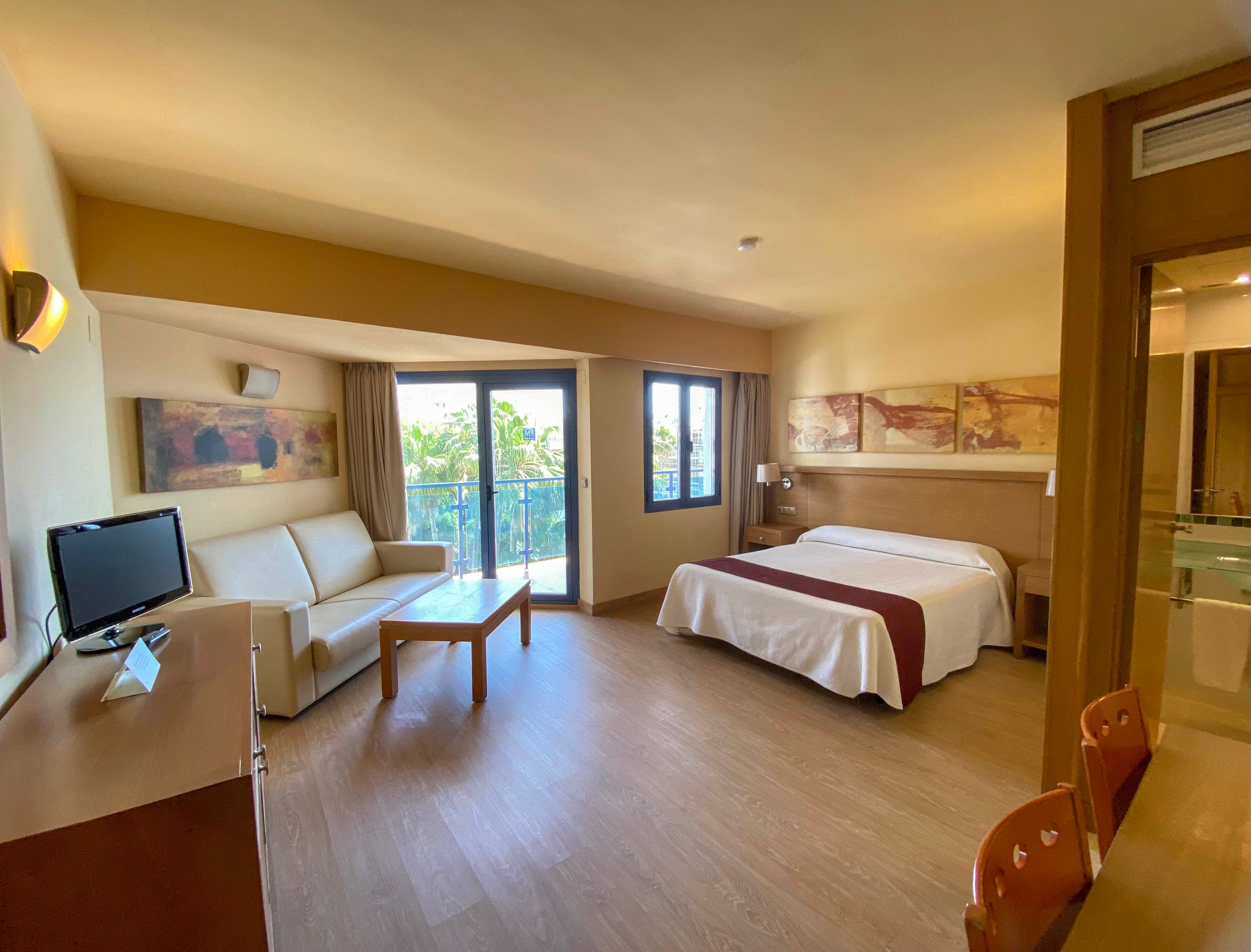 MS Puerto Marina Apartments