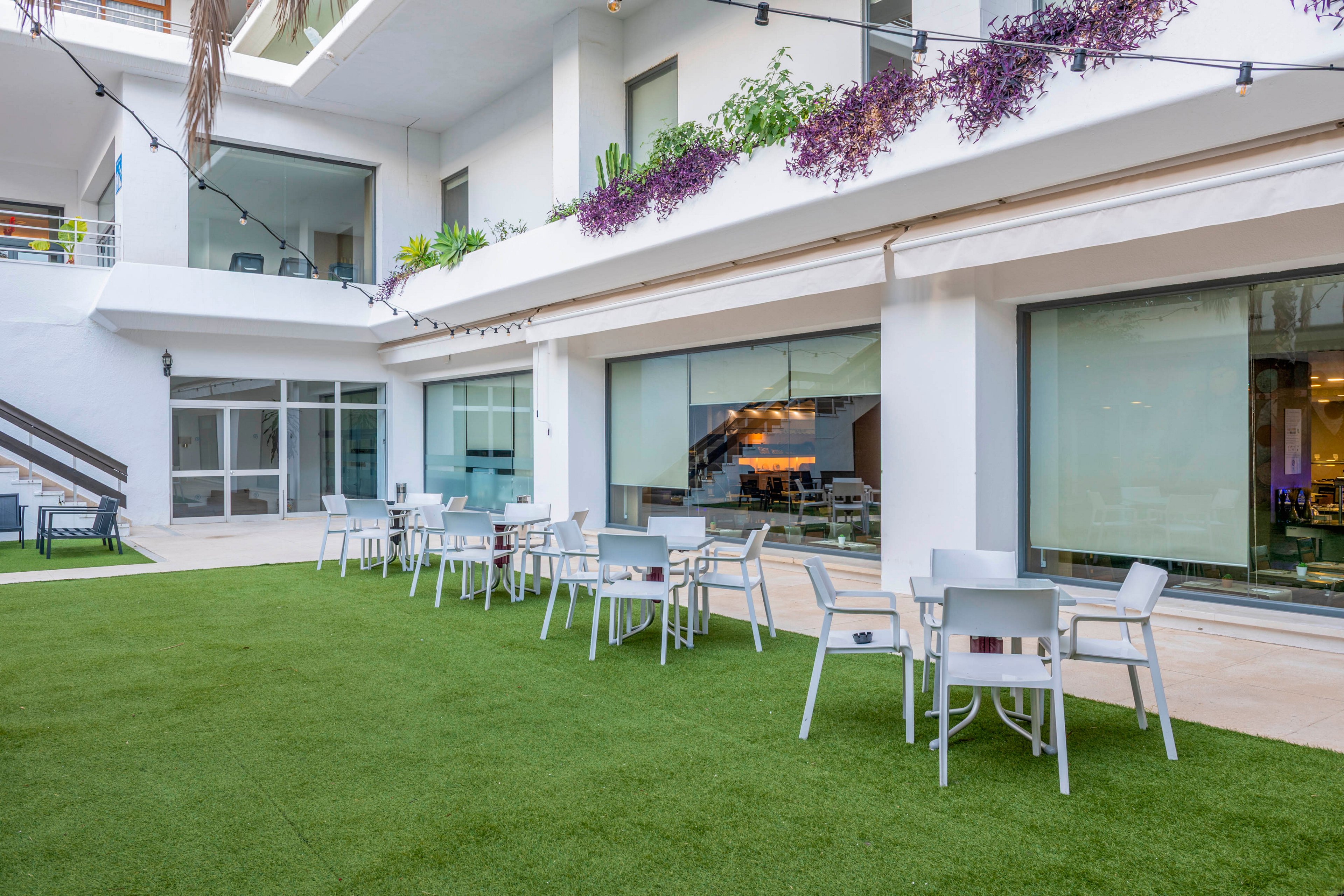 Leonardo Hotel Torremolinos formely Gran Hotel Blue Sea Cervantes