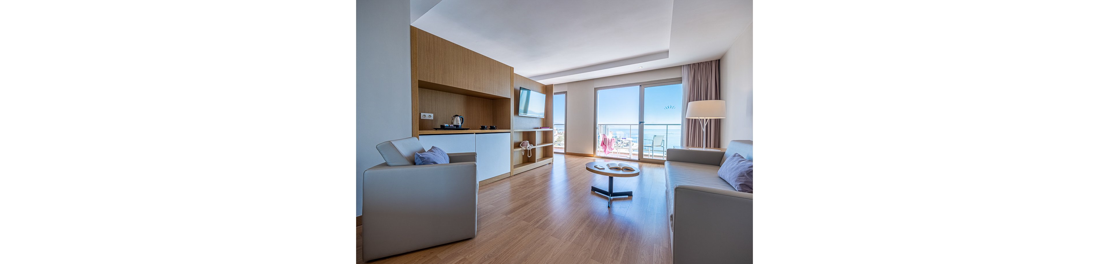 Estival Torrequebrada