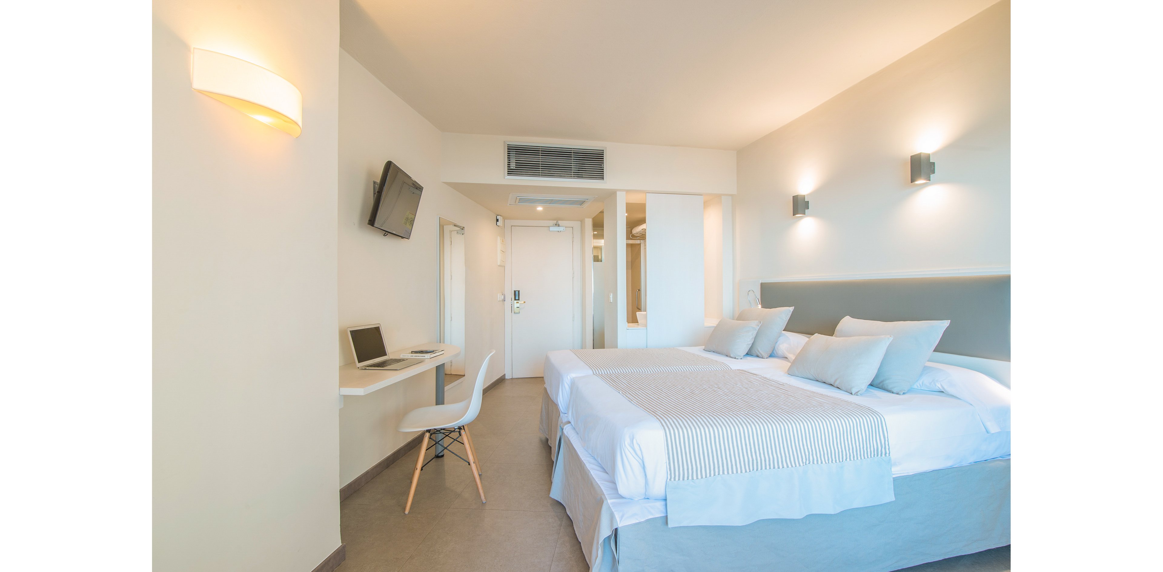 Hotel El Puerto by Pierre Vacances