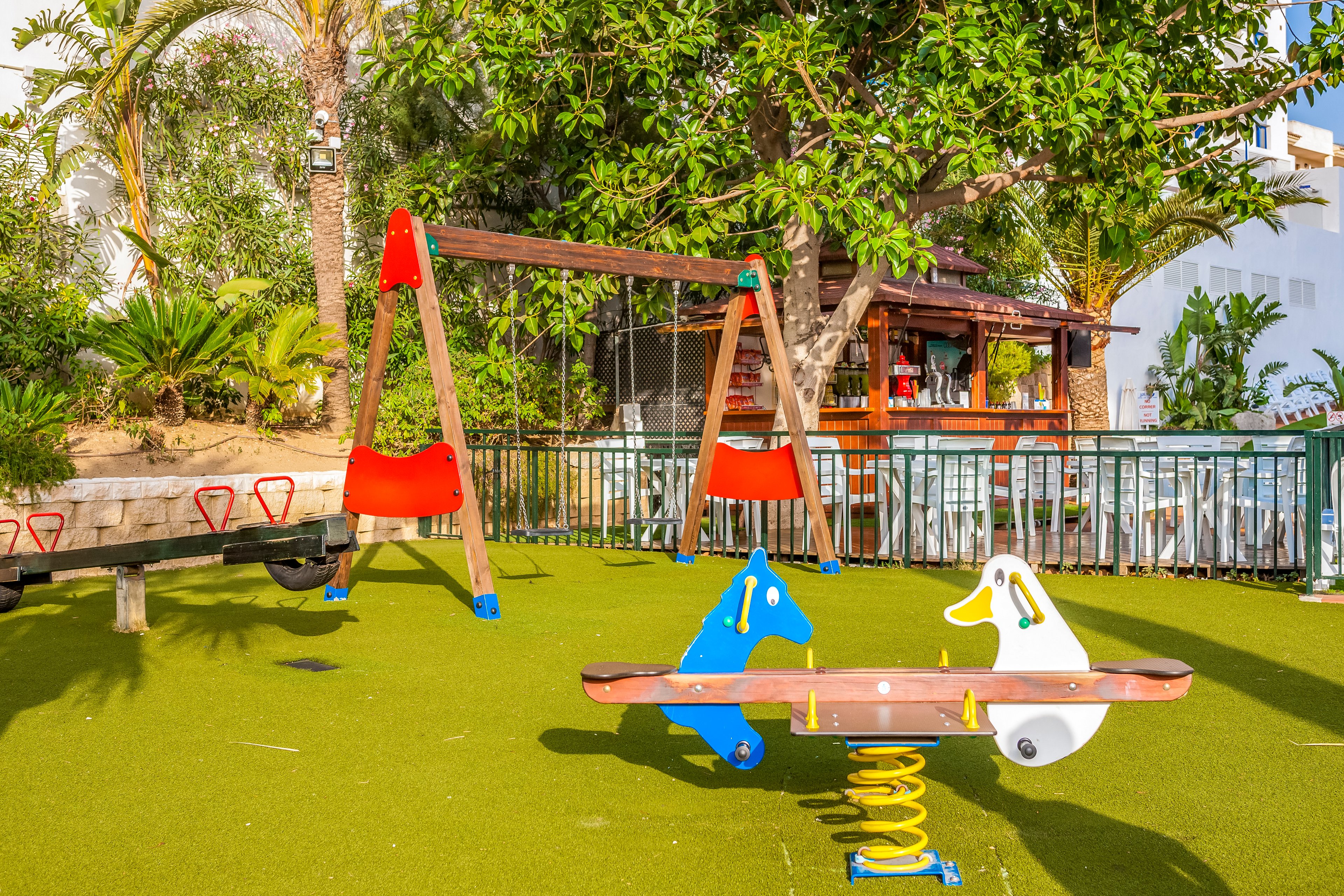 Globales Los Patos Park