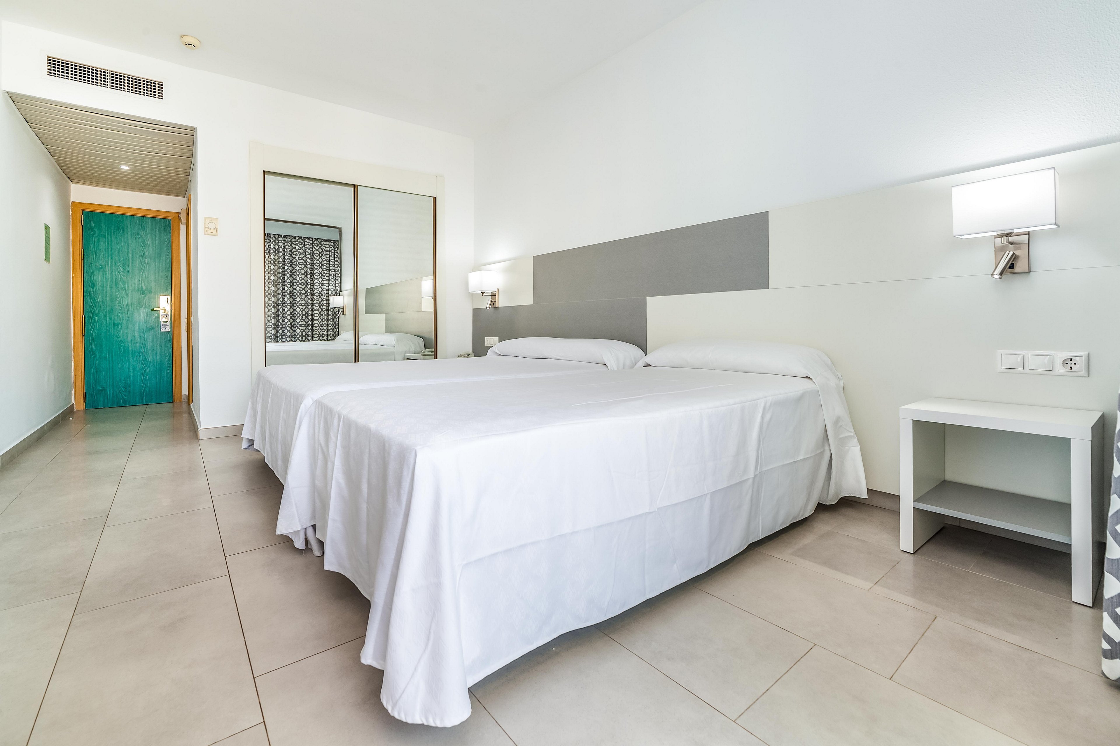 Globales Los Patos Park