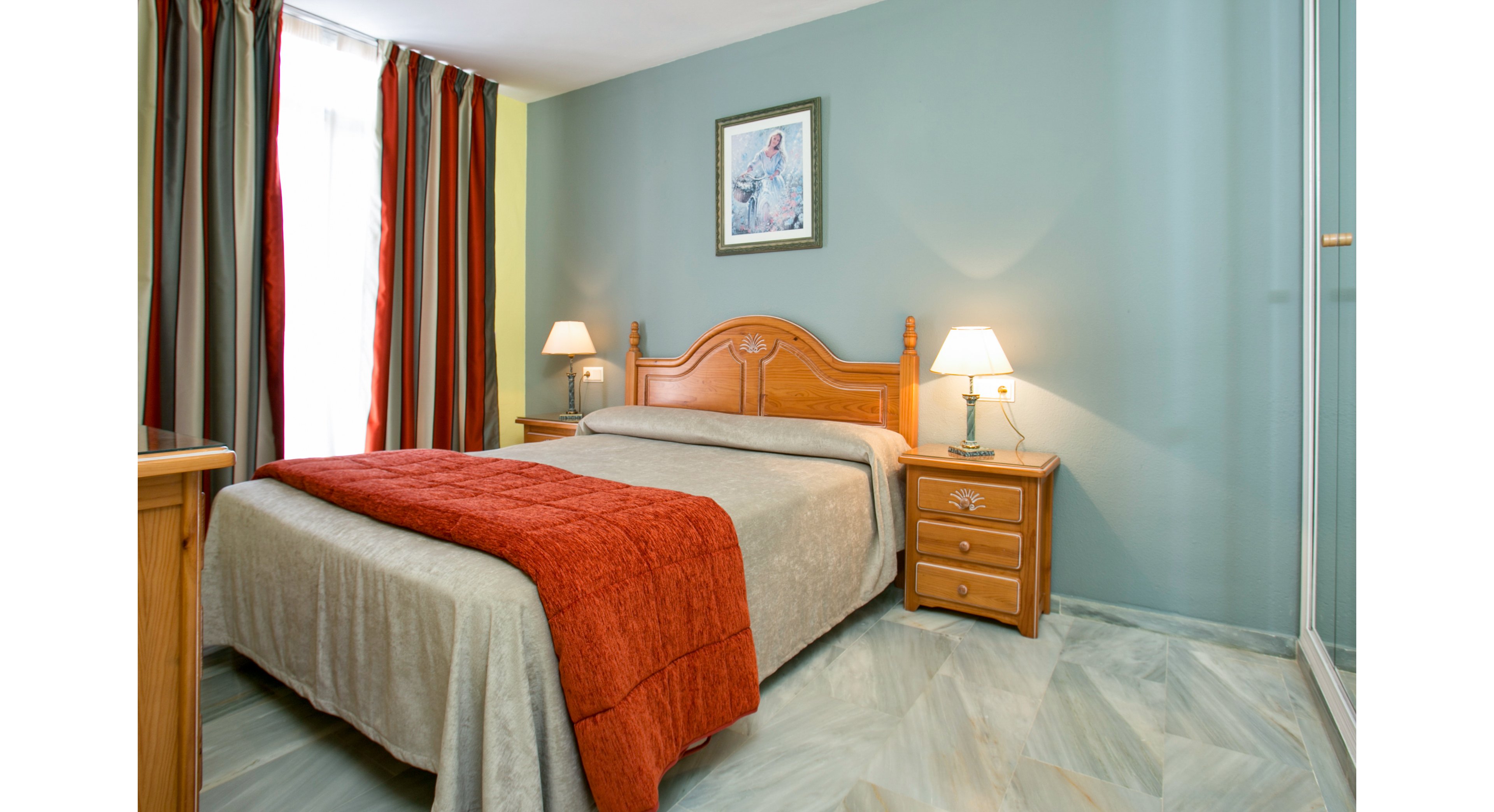 Ona Campanario Apartments