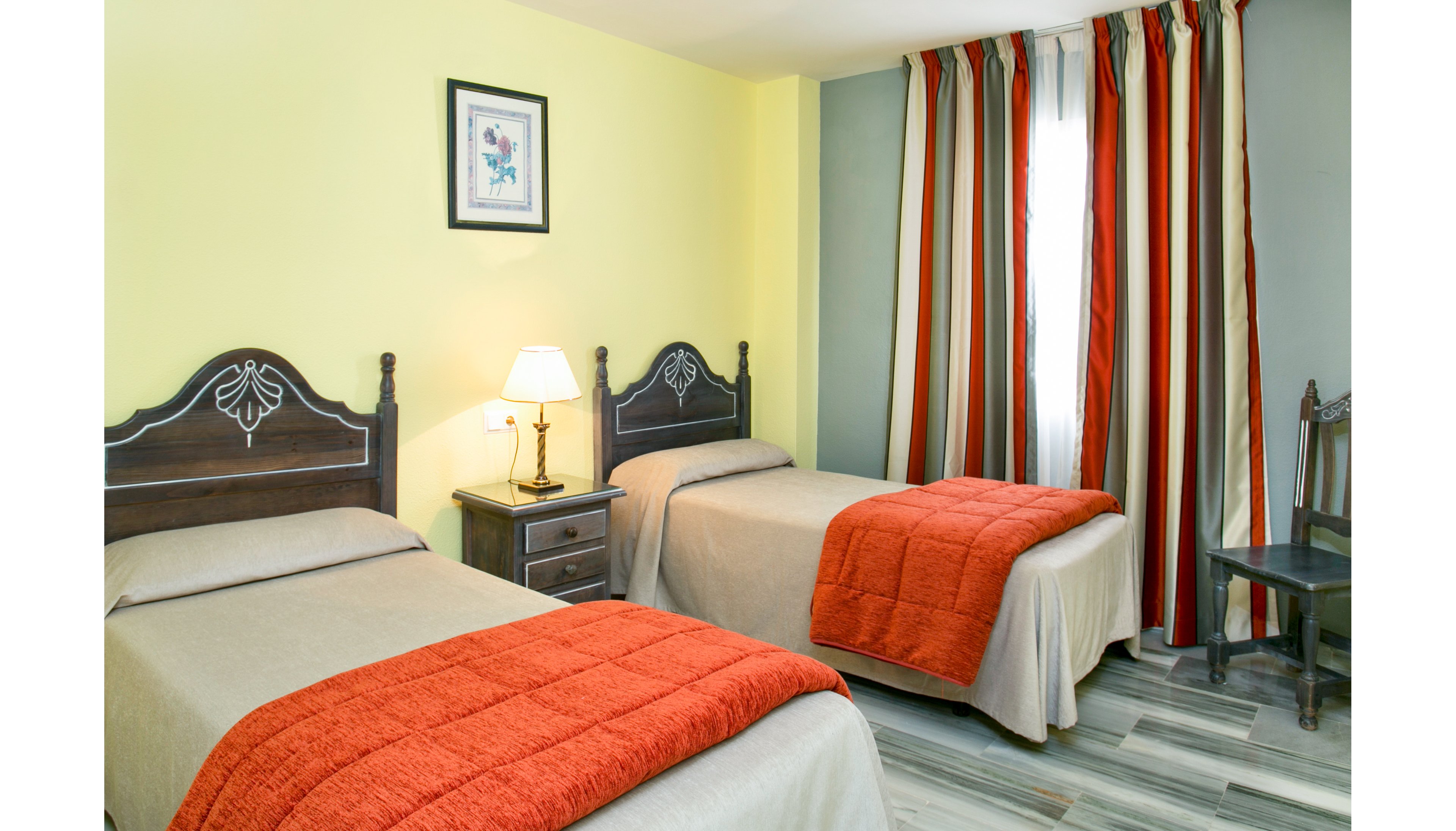 Ona Campanario Apartments