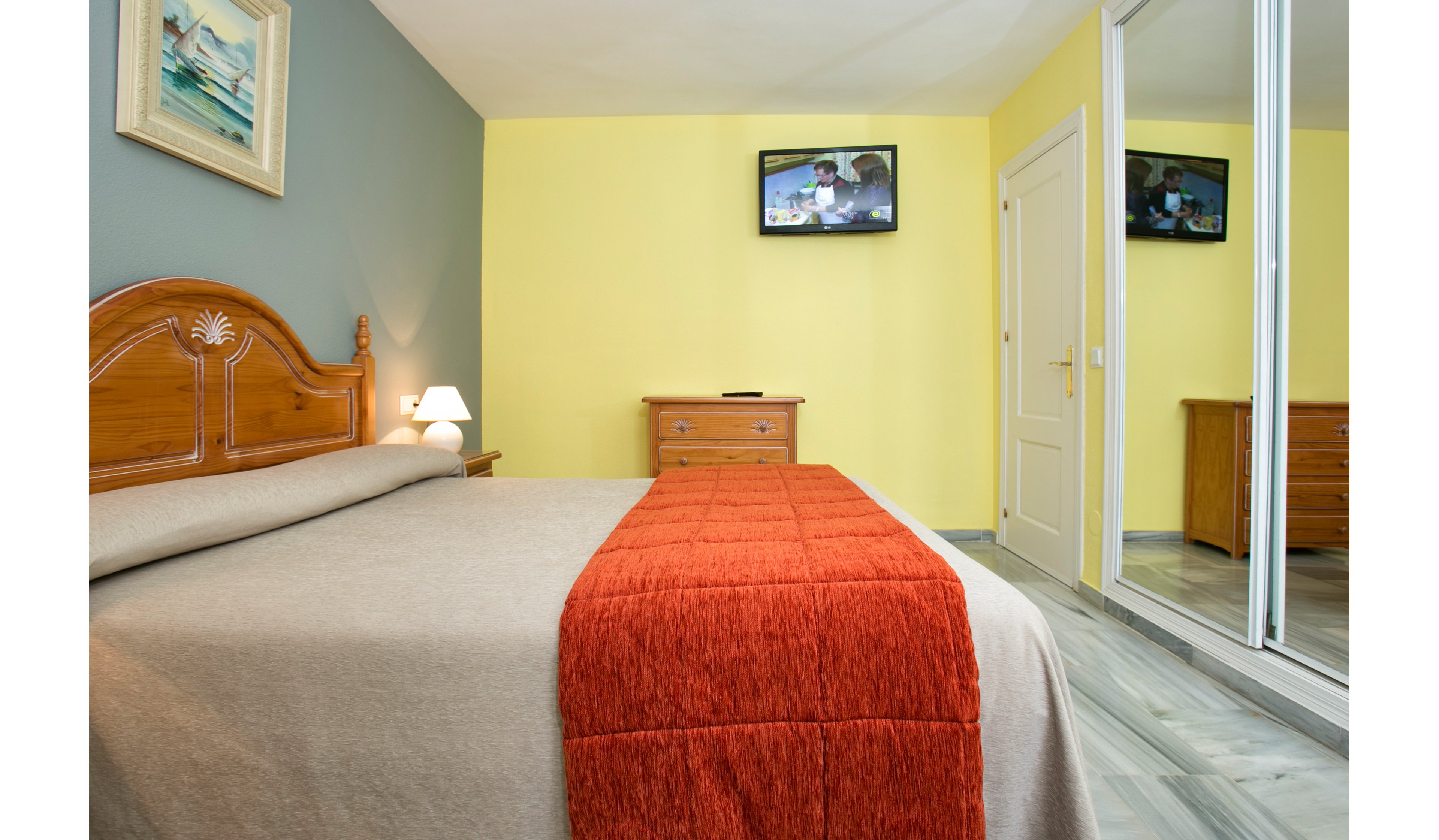 Ona Campanario Apartments