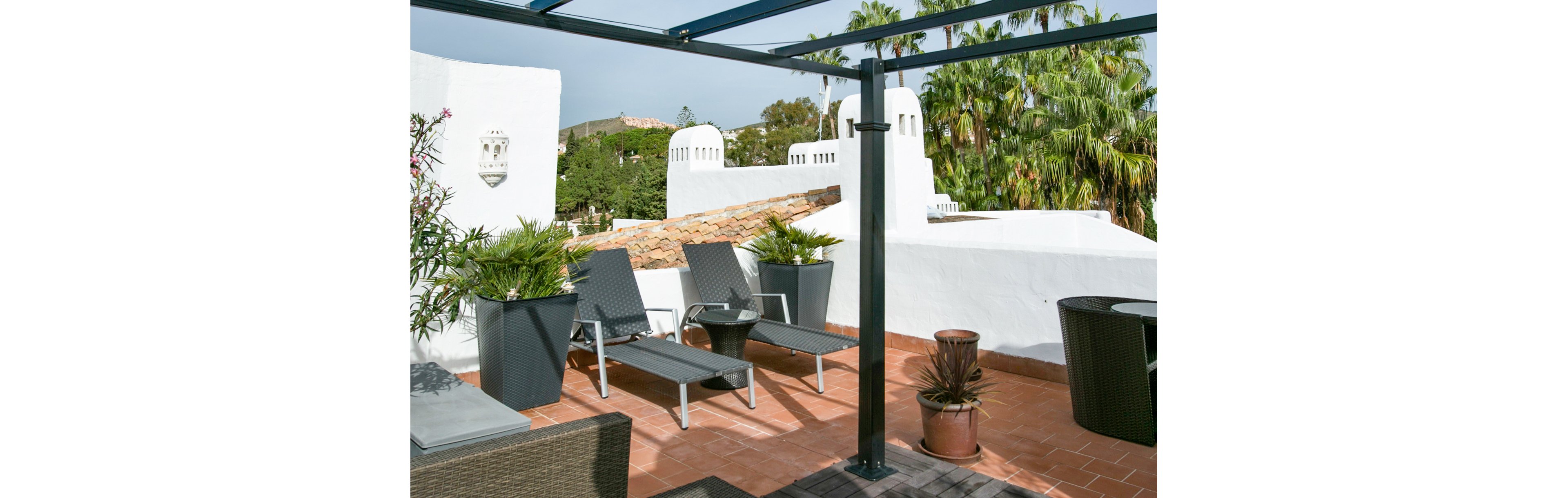 Ona Campanario Apartments