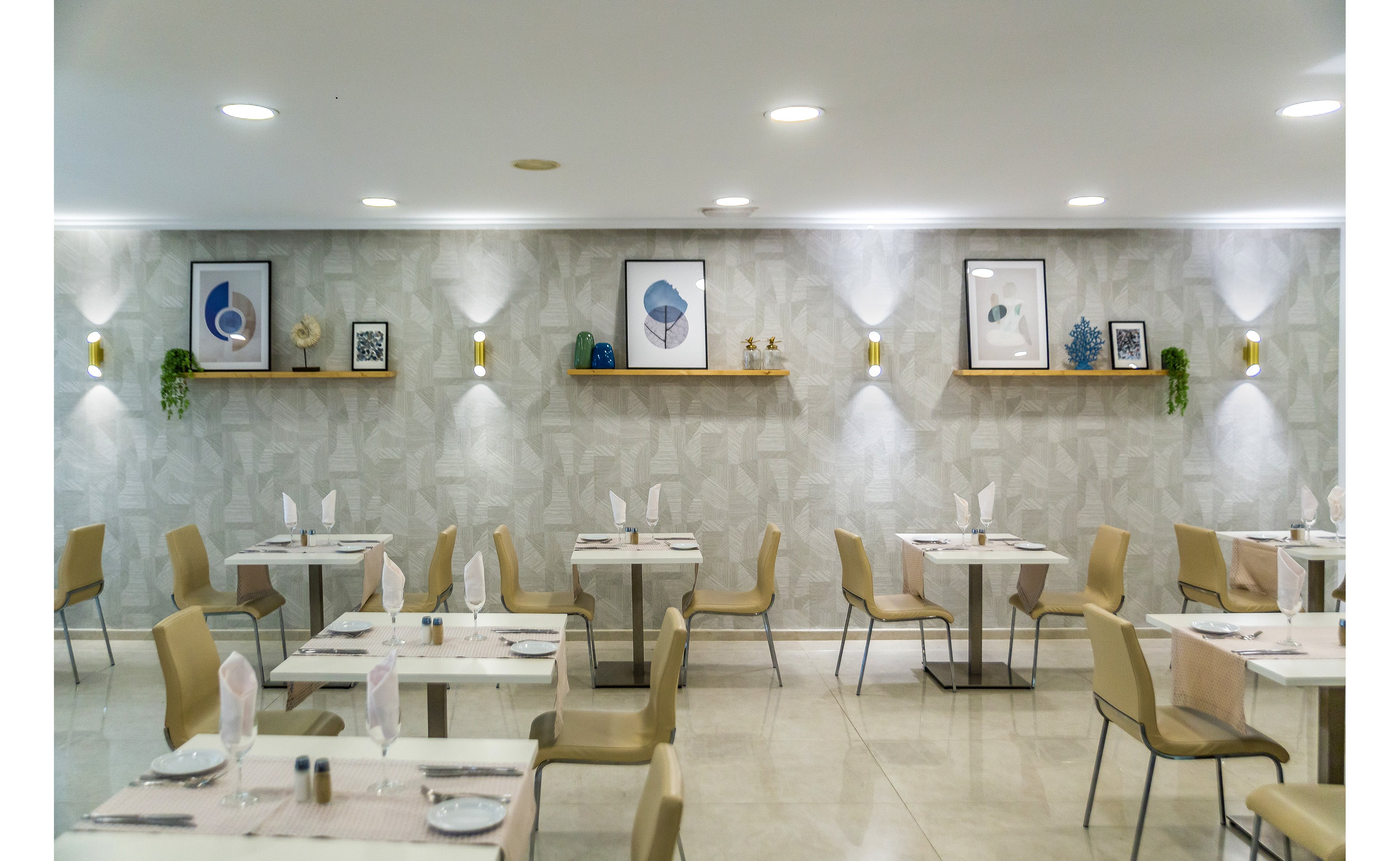 Hotel Las Arenas Affiliated by Melia