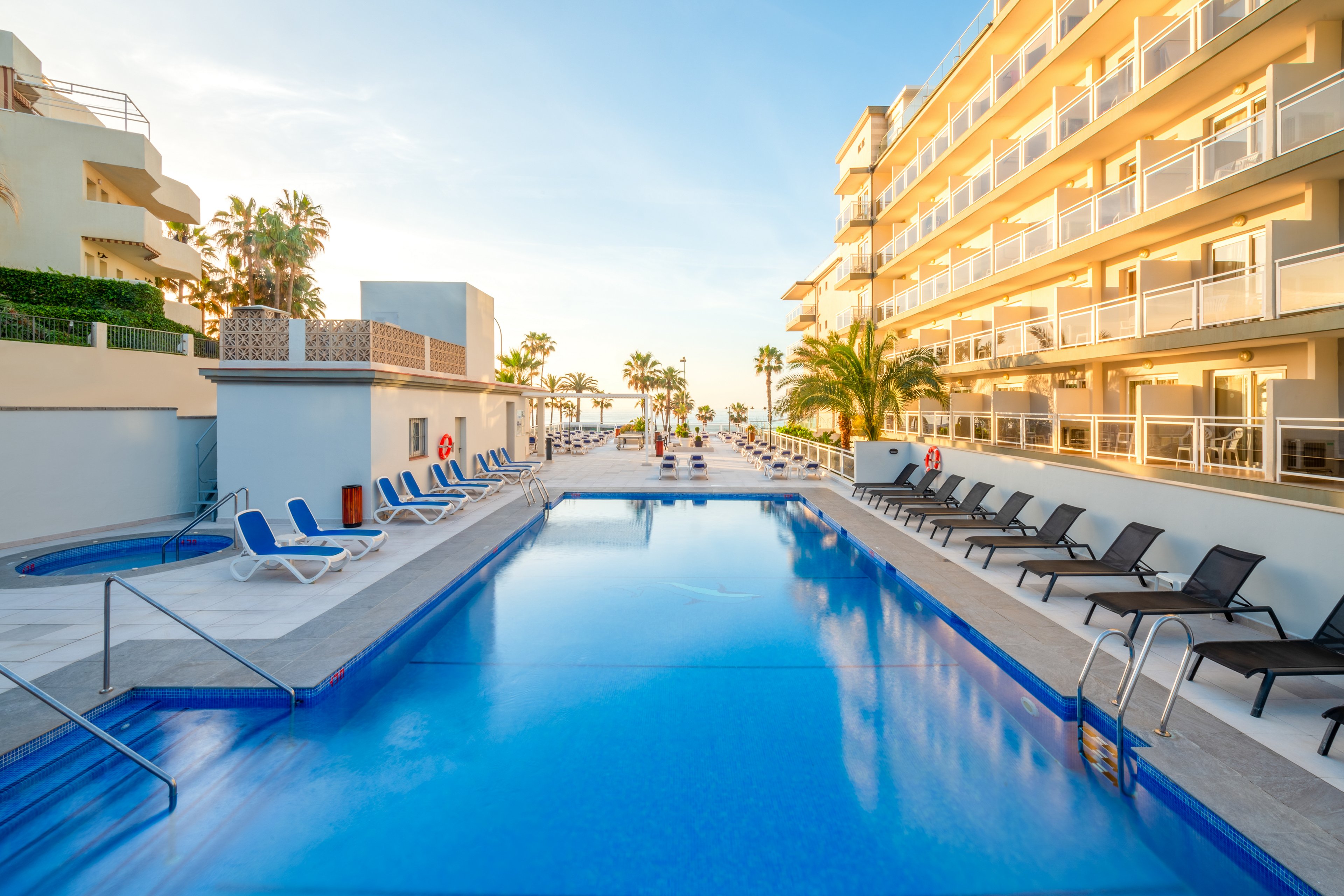 Hotel Las Arenas Affiliated by Melia