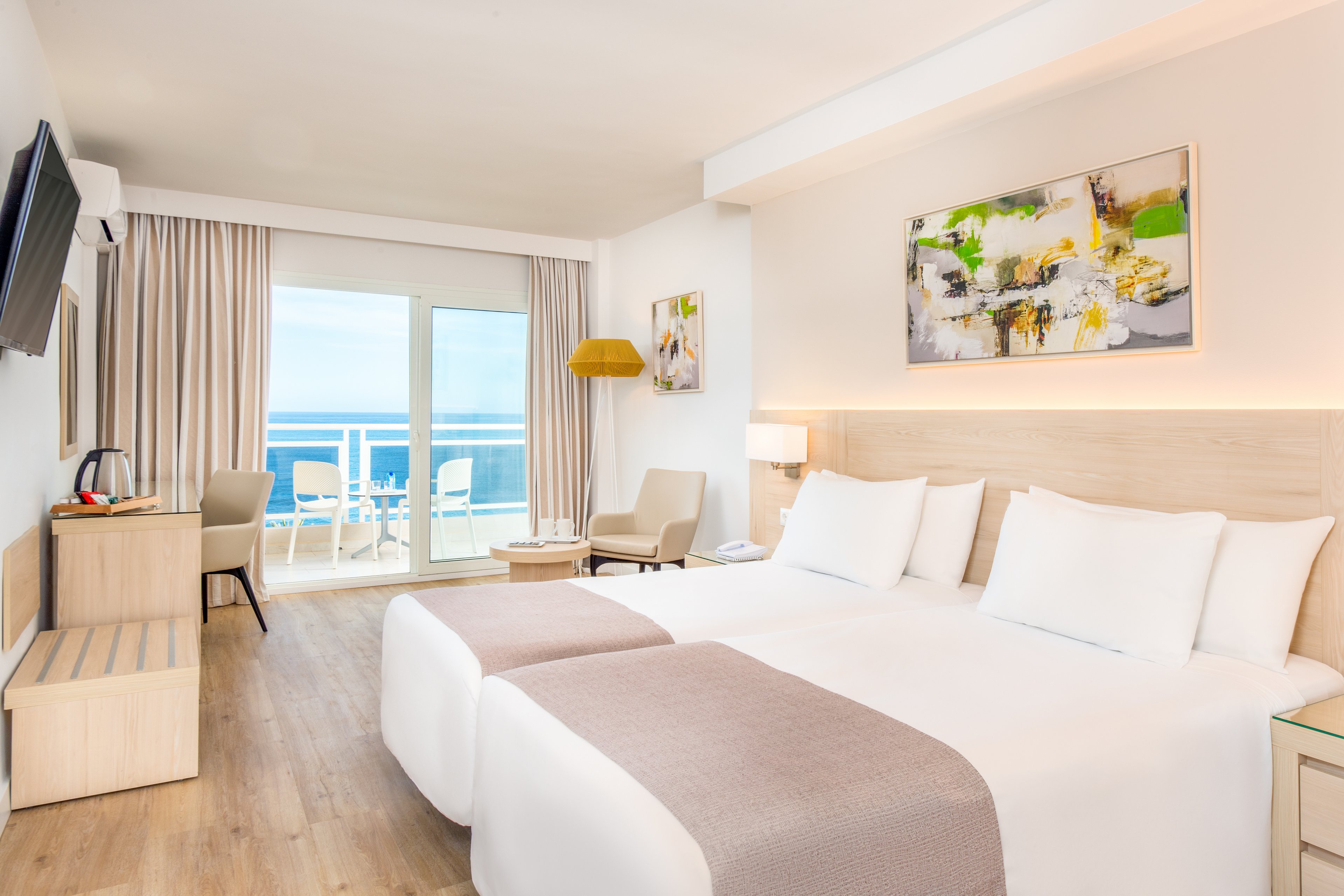 Hotel Las Arenas Affiliated by Melia