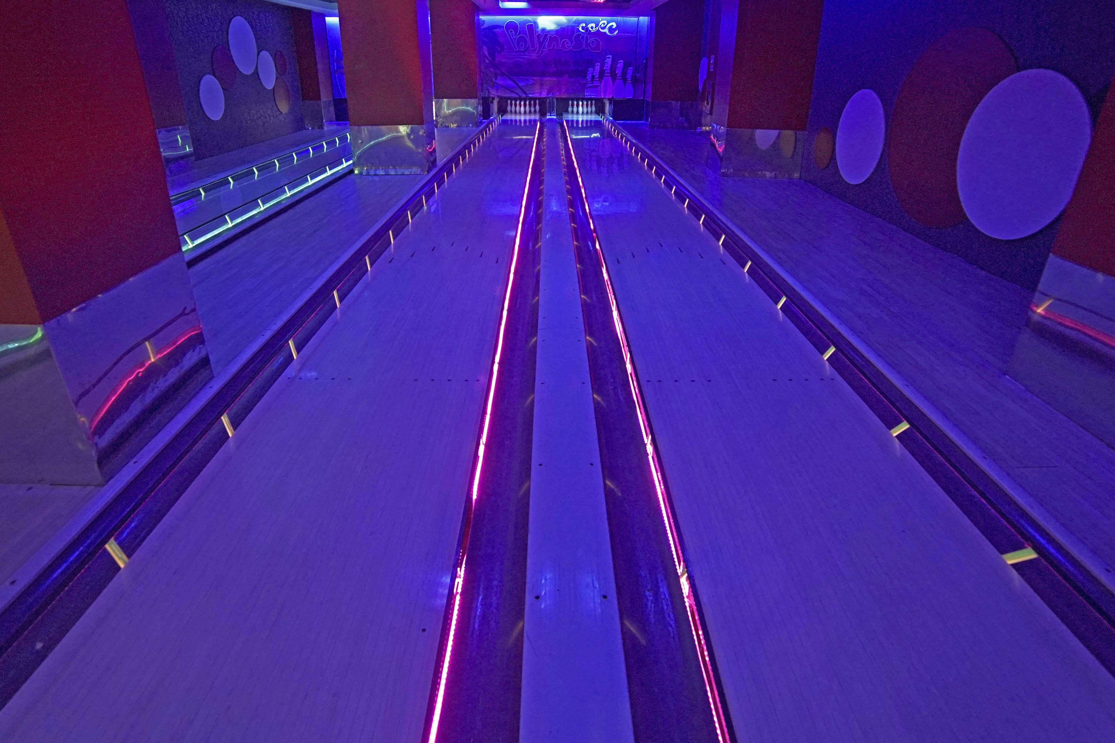 Holiday World Polynesia Hotel