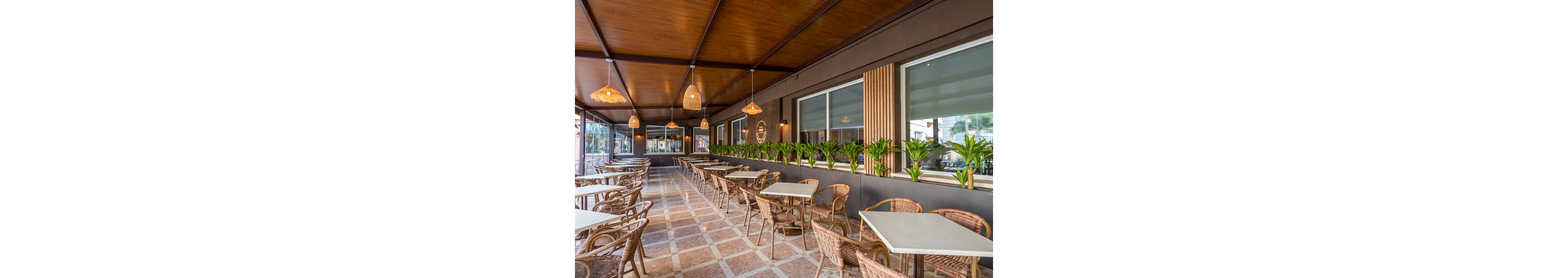 Hotel Parasol by Dorobe