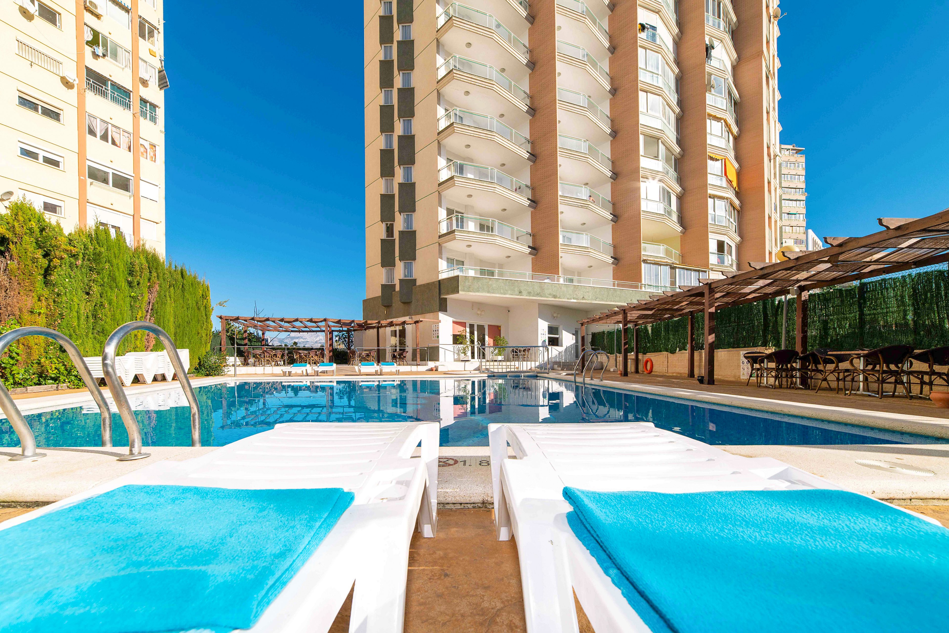 Playamar Apartments