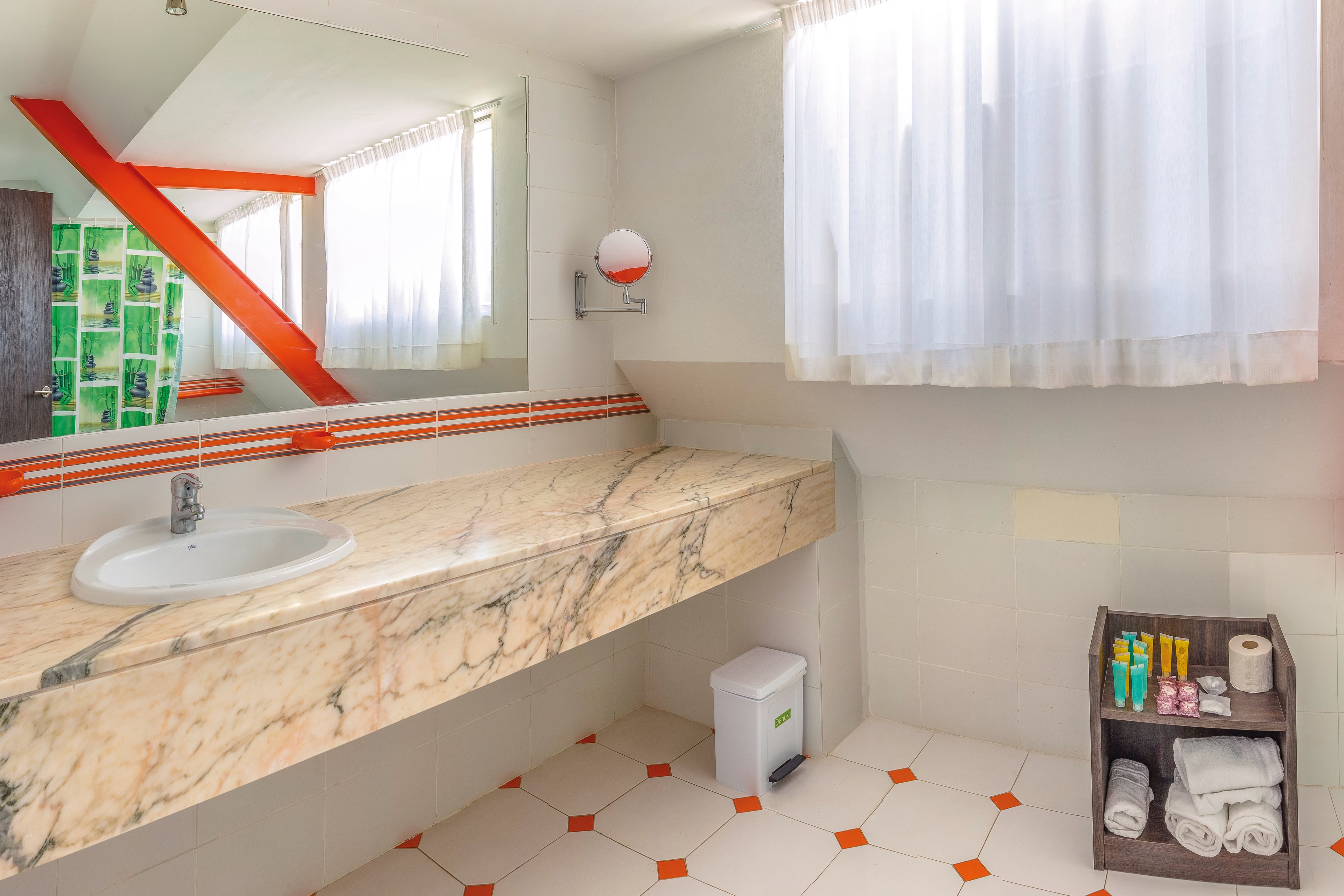 Magic Tropical Splash