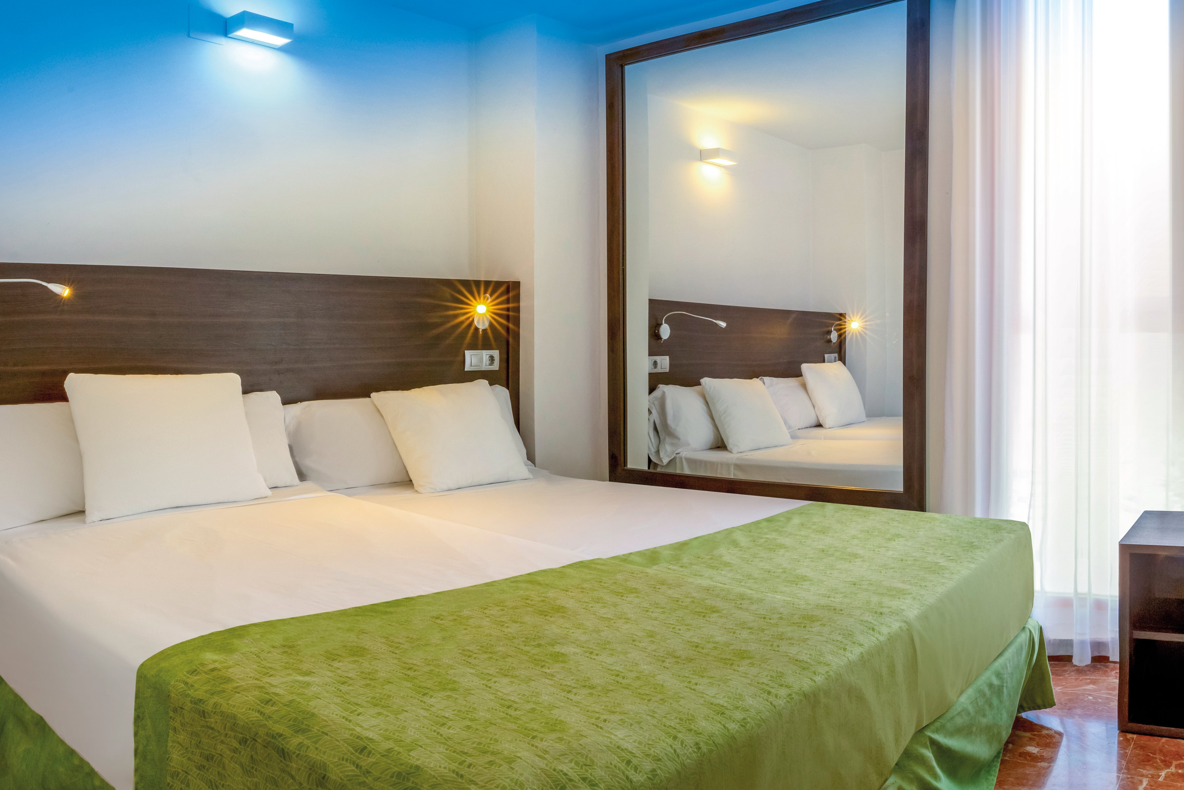 Magic Tropical Splash