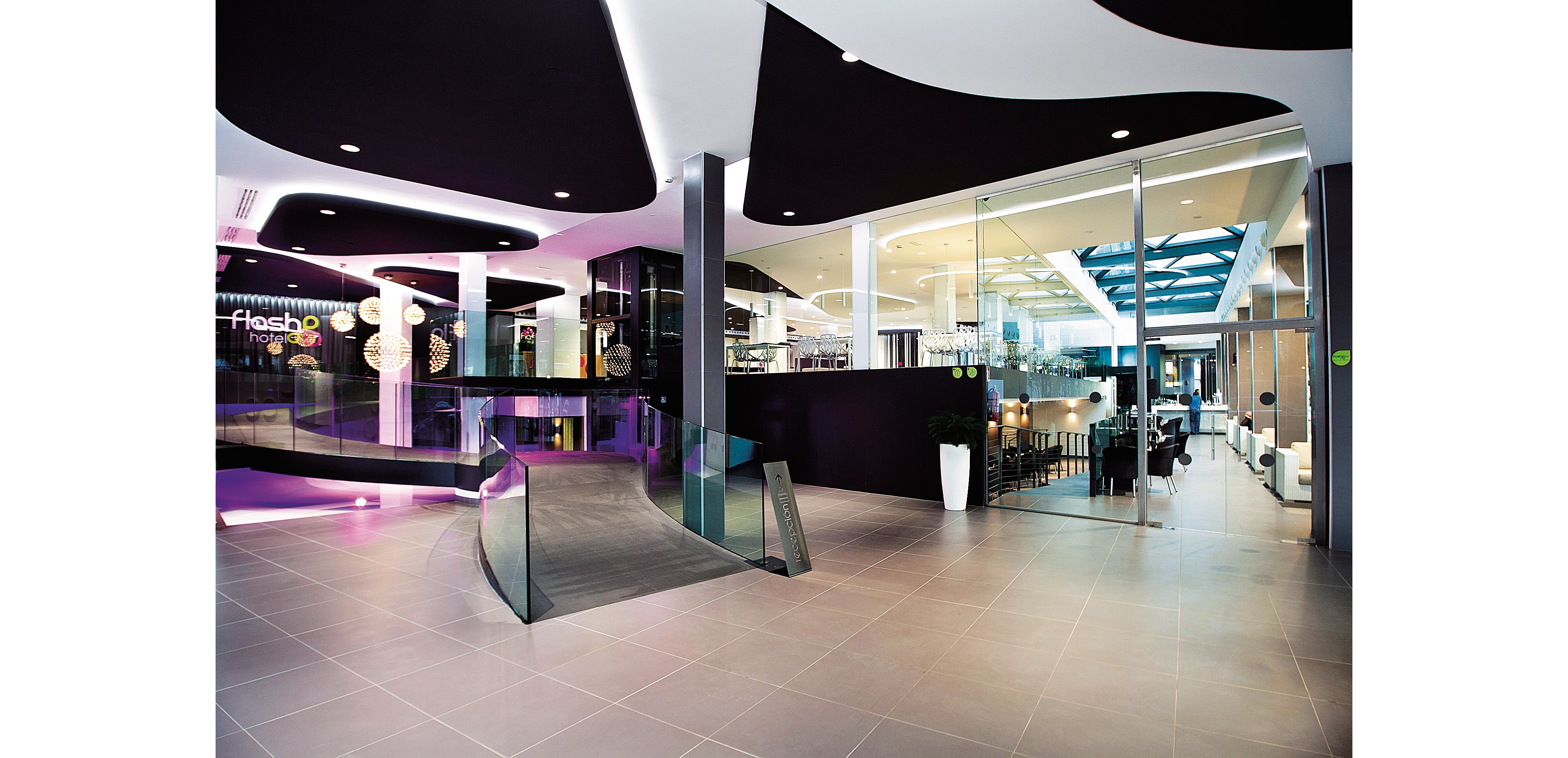 Flash Hotel