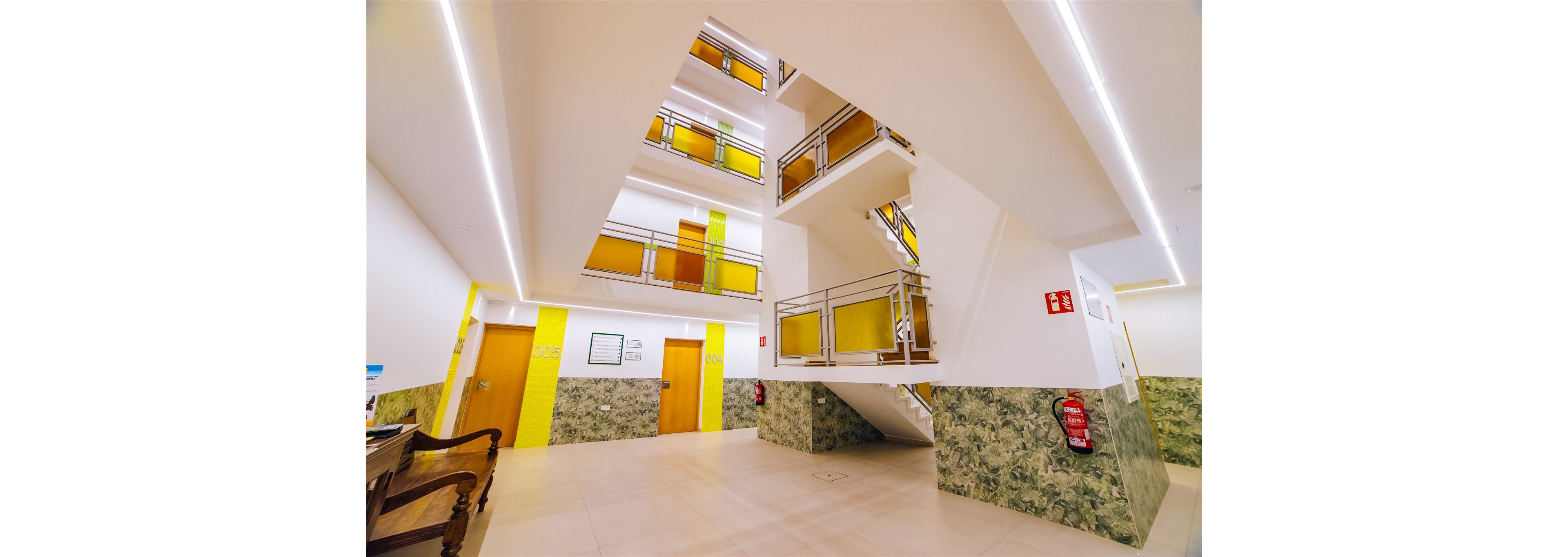 Palm Court Apartments