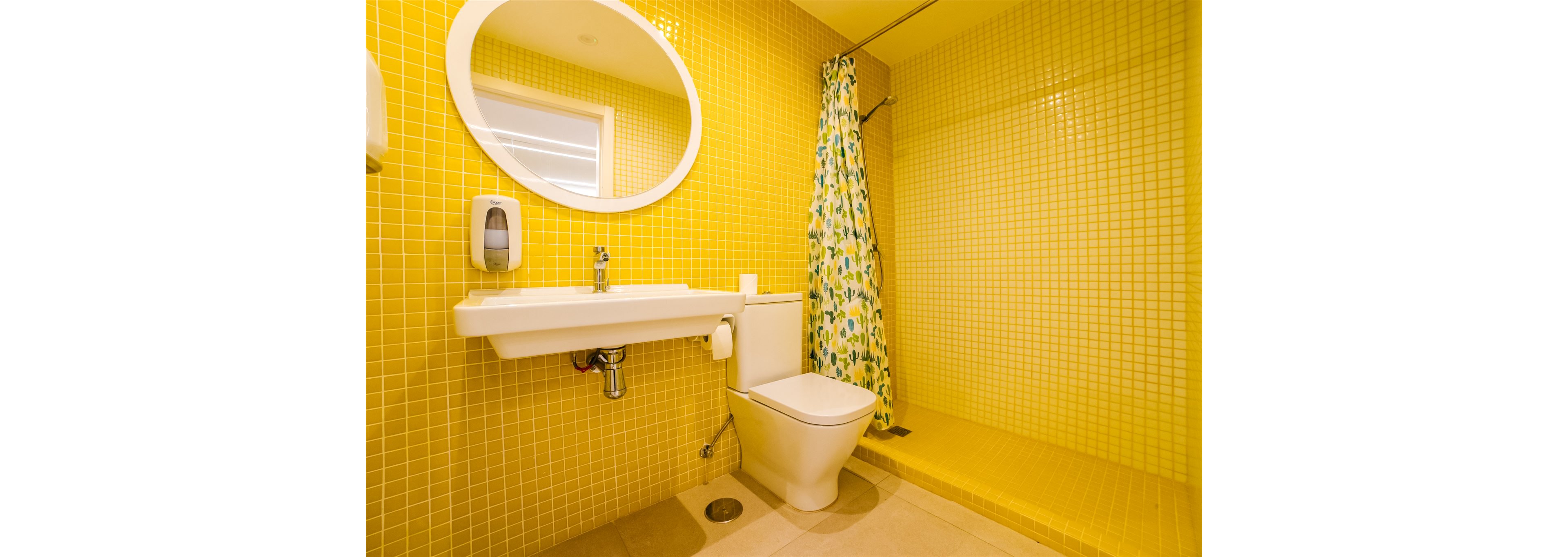 Palm Court Apartments