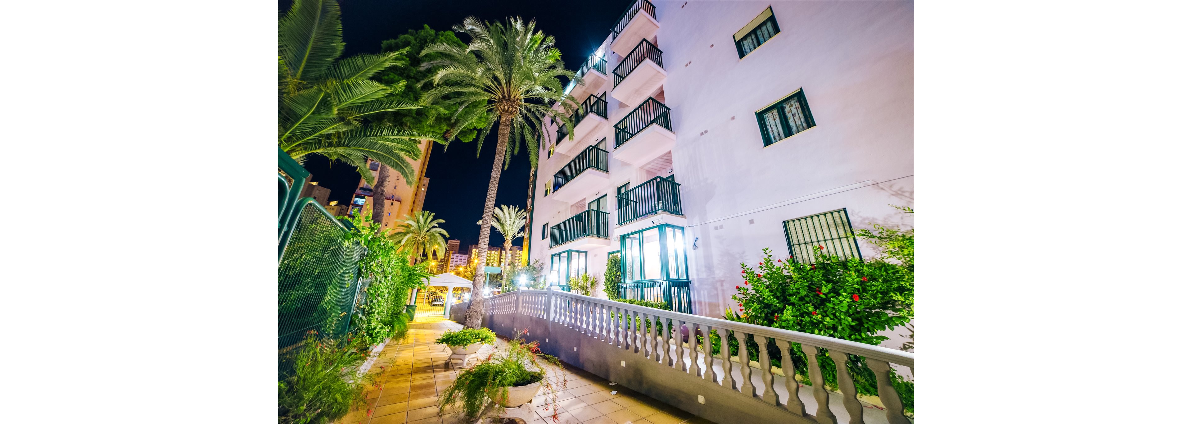 Palm Court Apartments