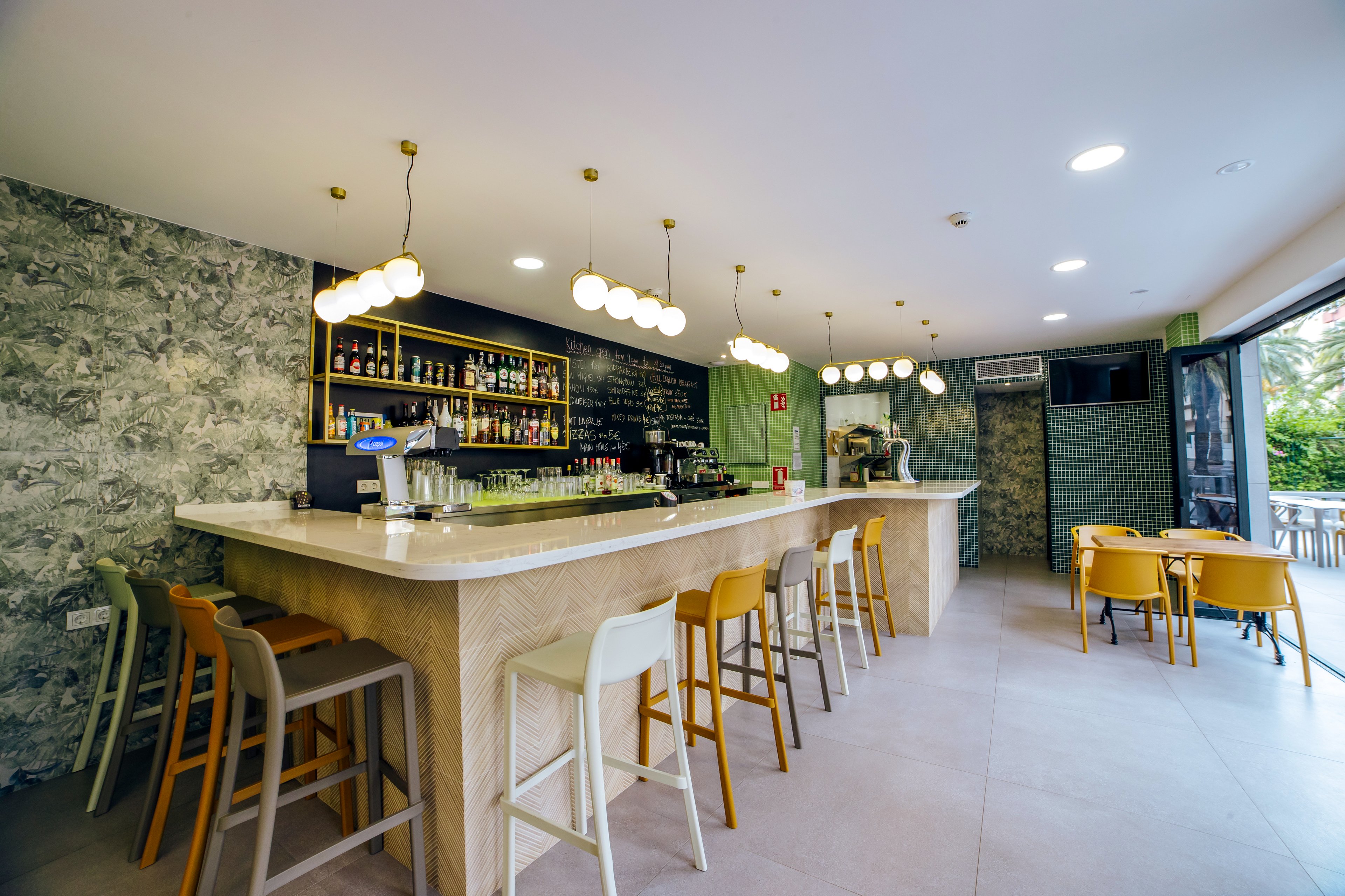 Palm Court Apartments