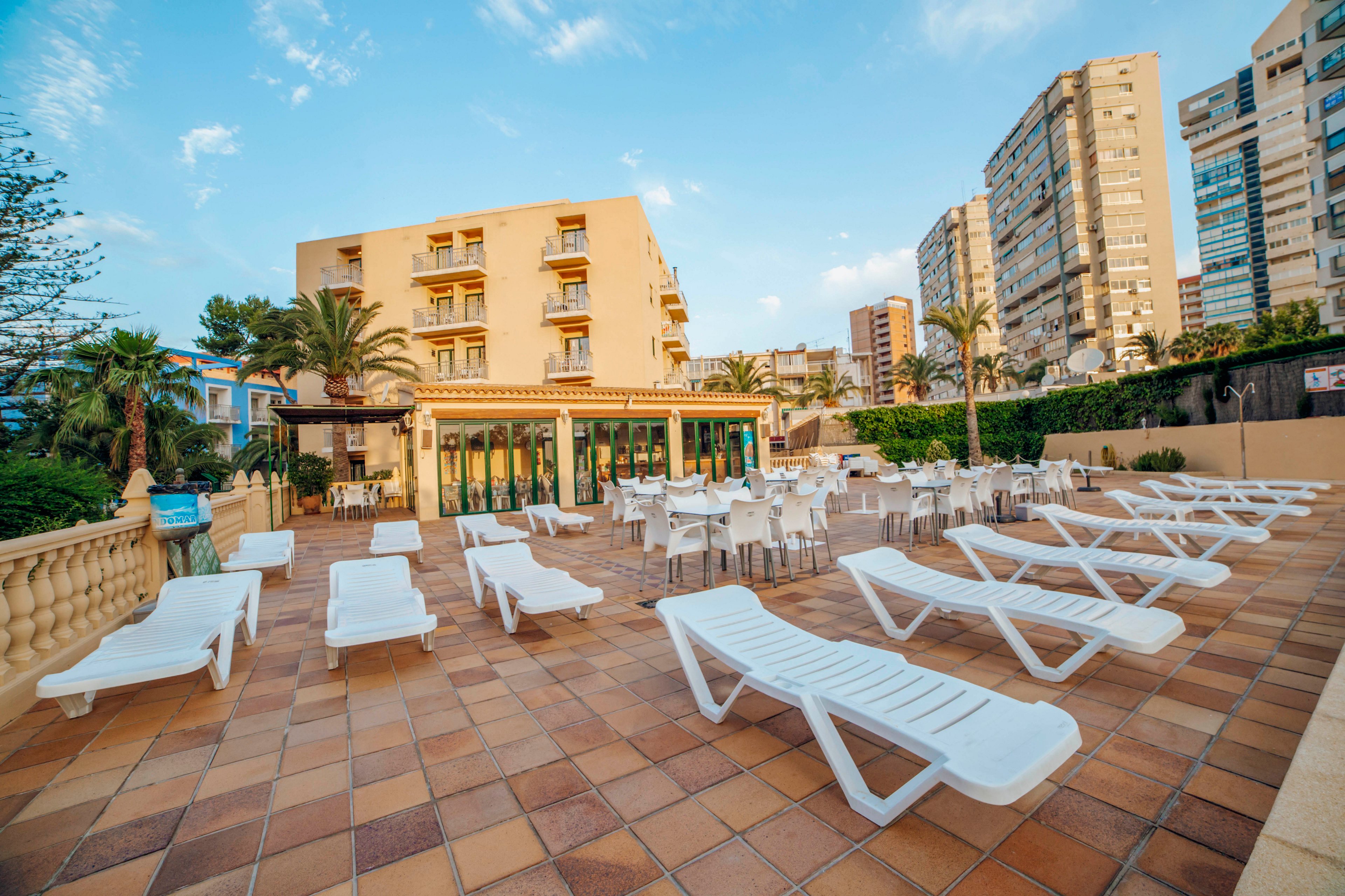 Palm Court Apartments