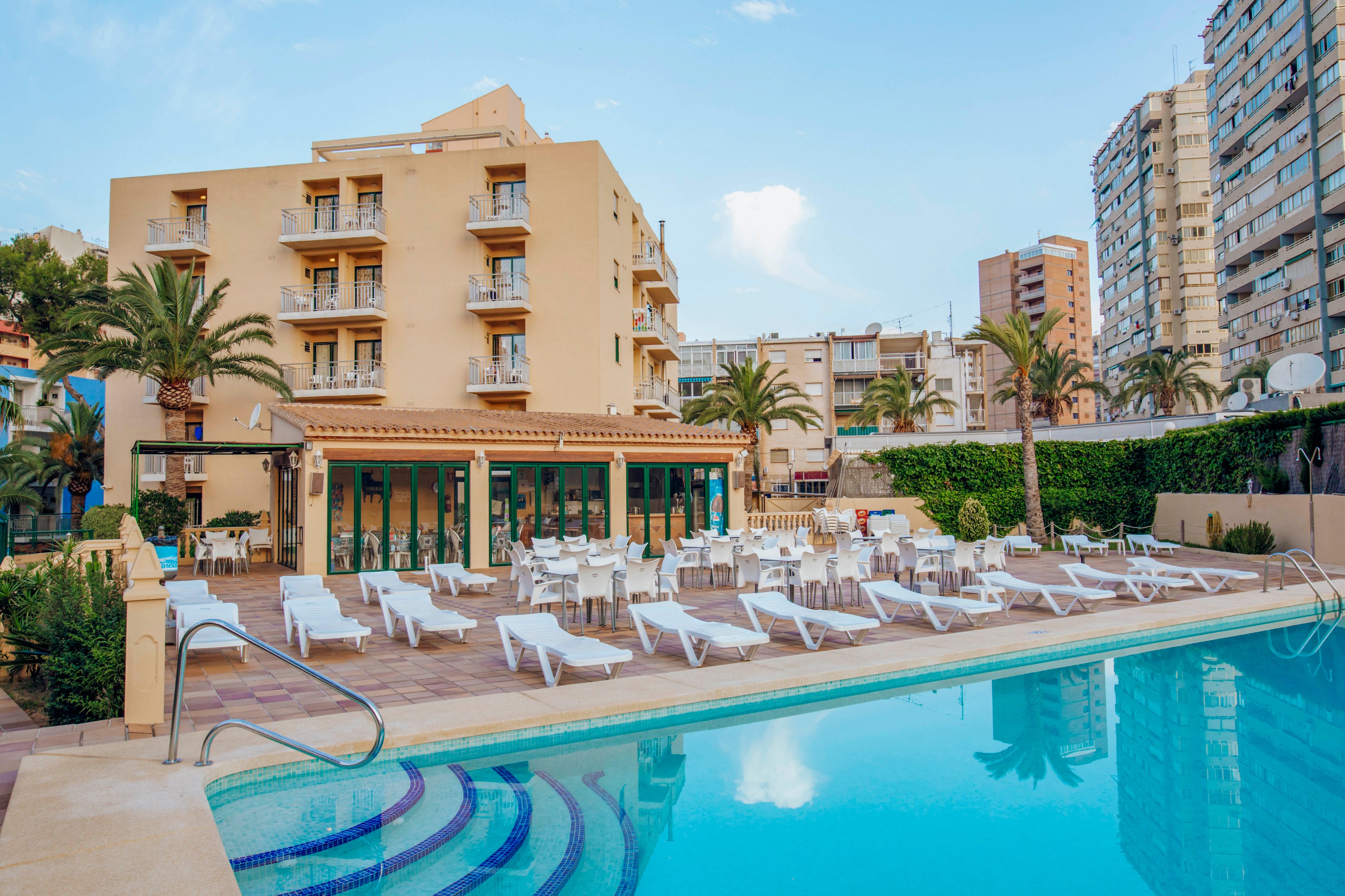 Palm Court Apartments