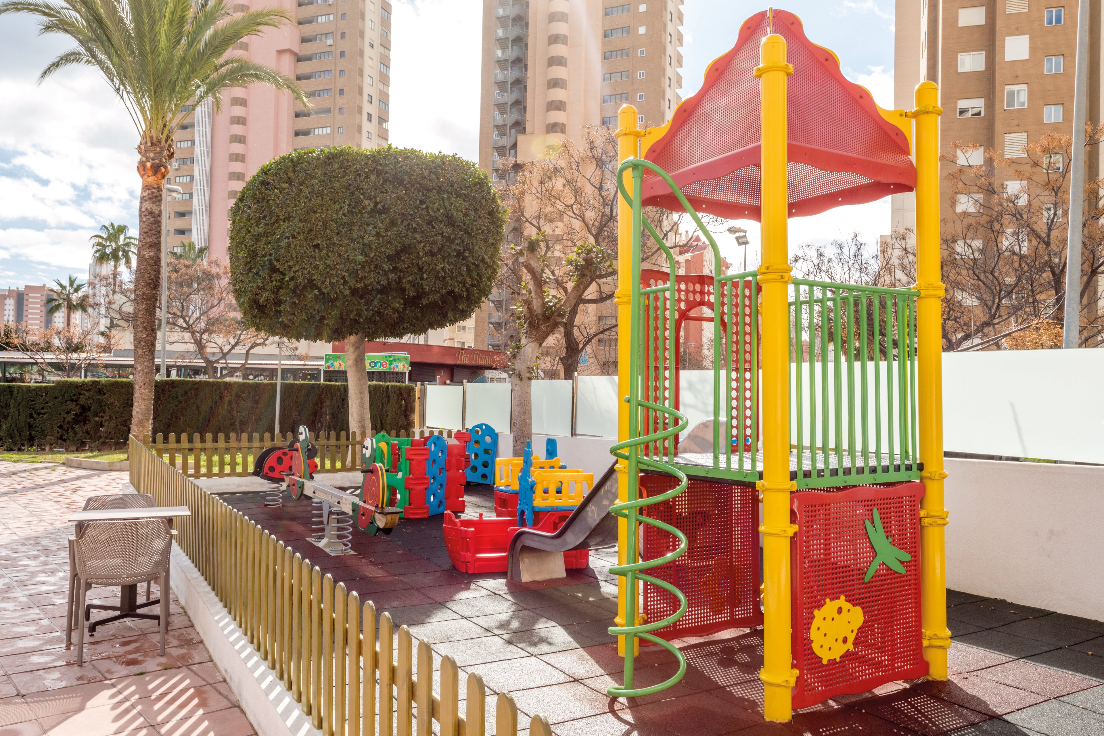 Sandos Benidorm Suites