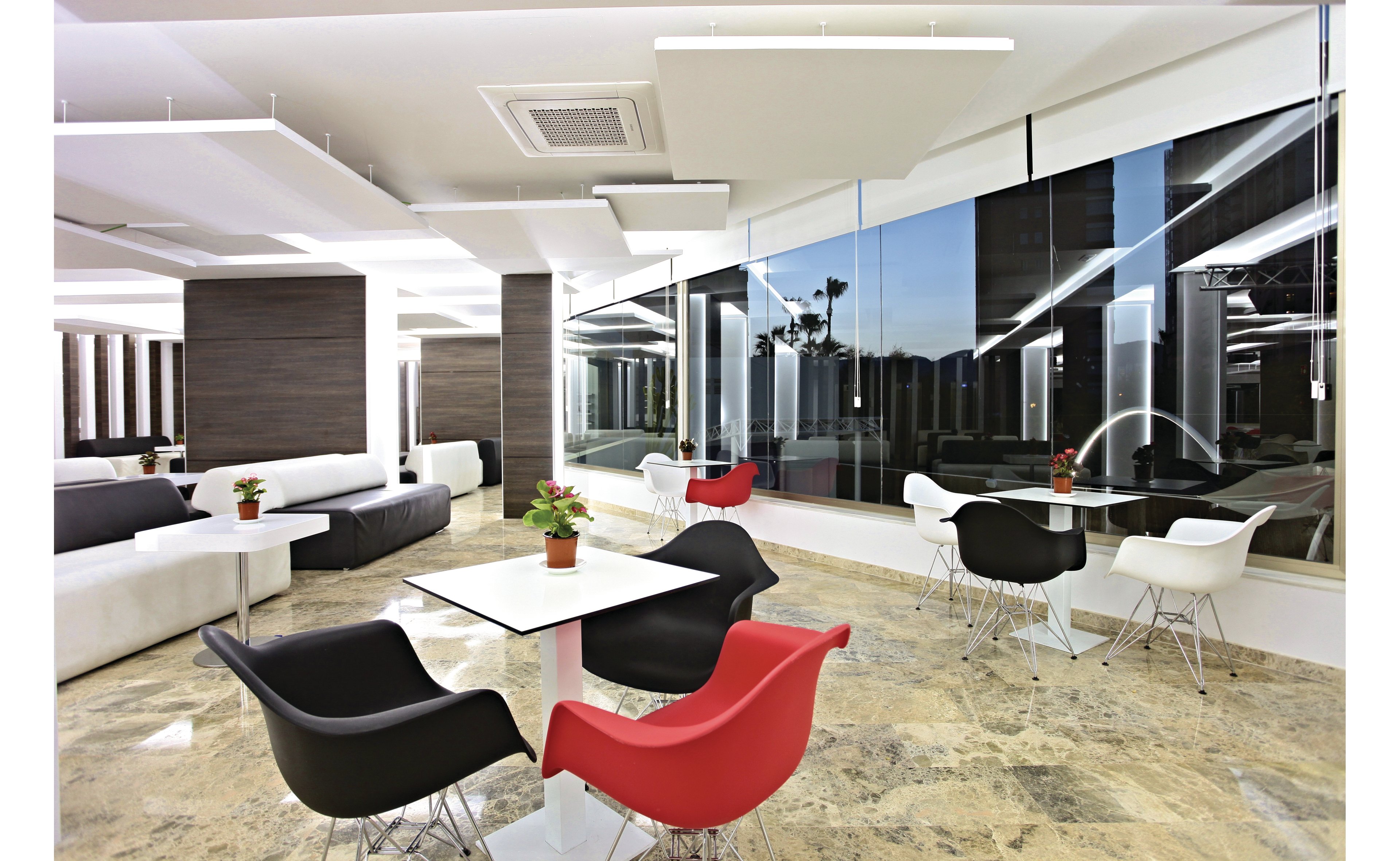 Flamingo Beach Resort