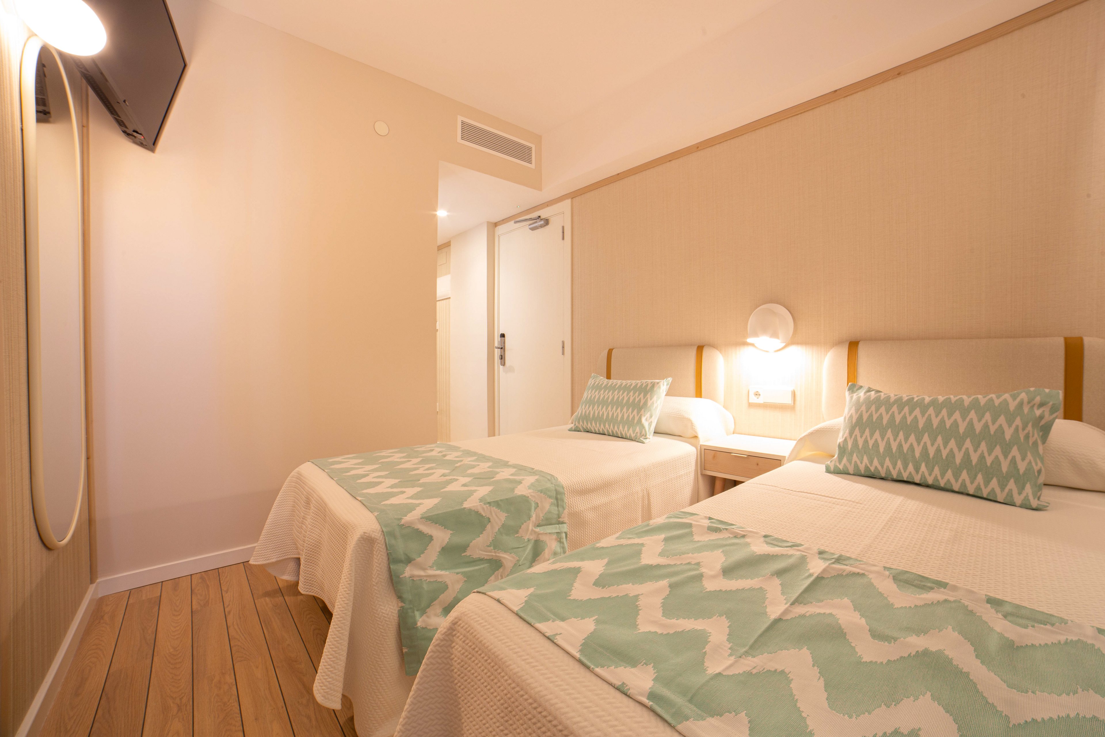 Hotel Ambassador Playa I