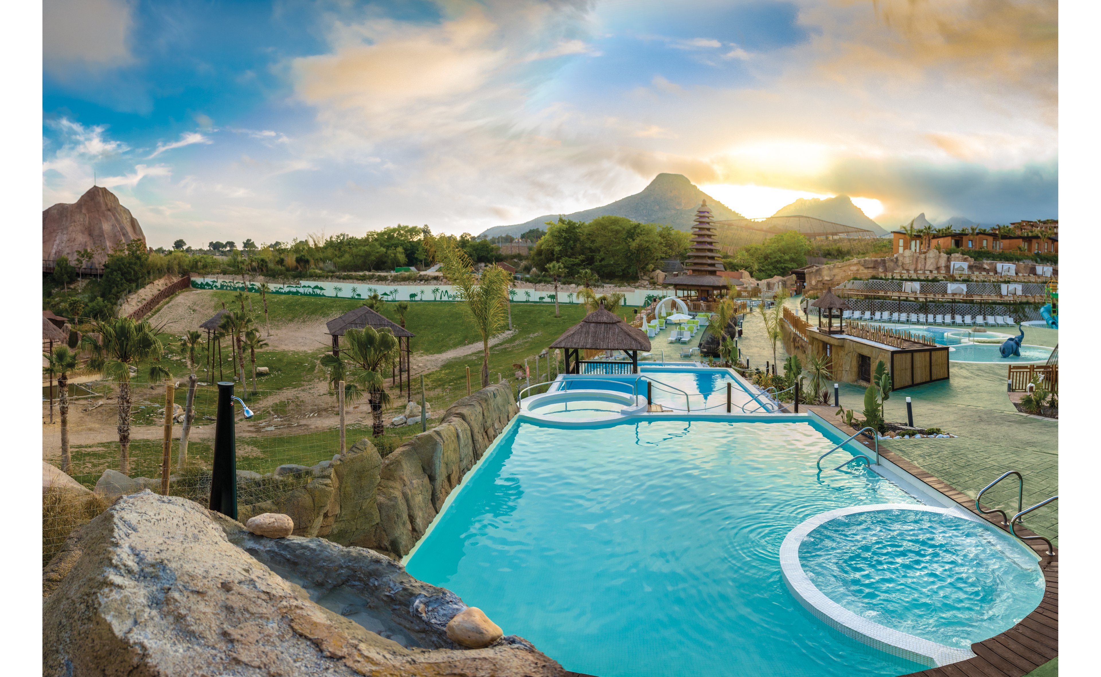 Magic Natura Animal Waterpark & Polynesian Lodge Resort
