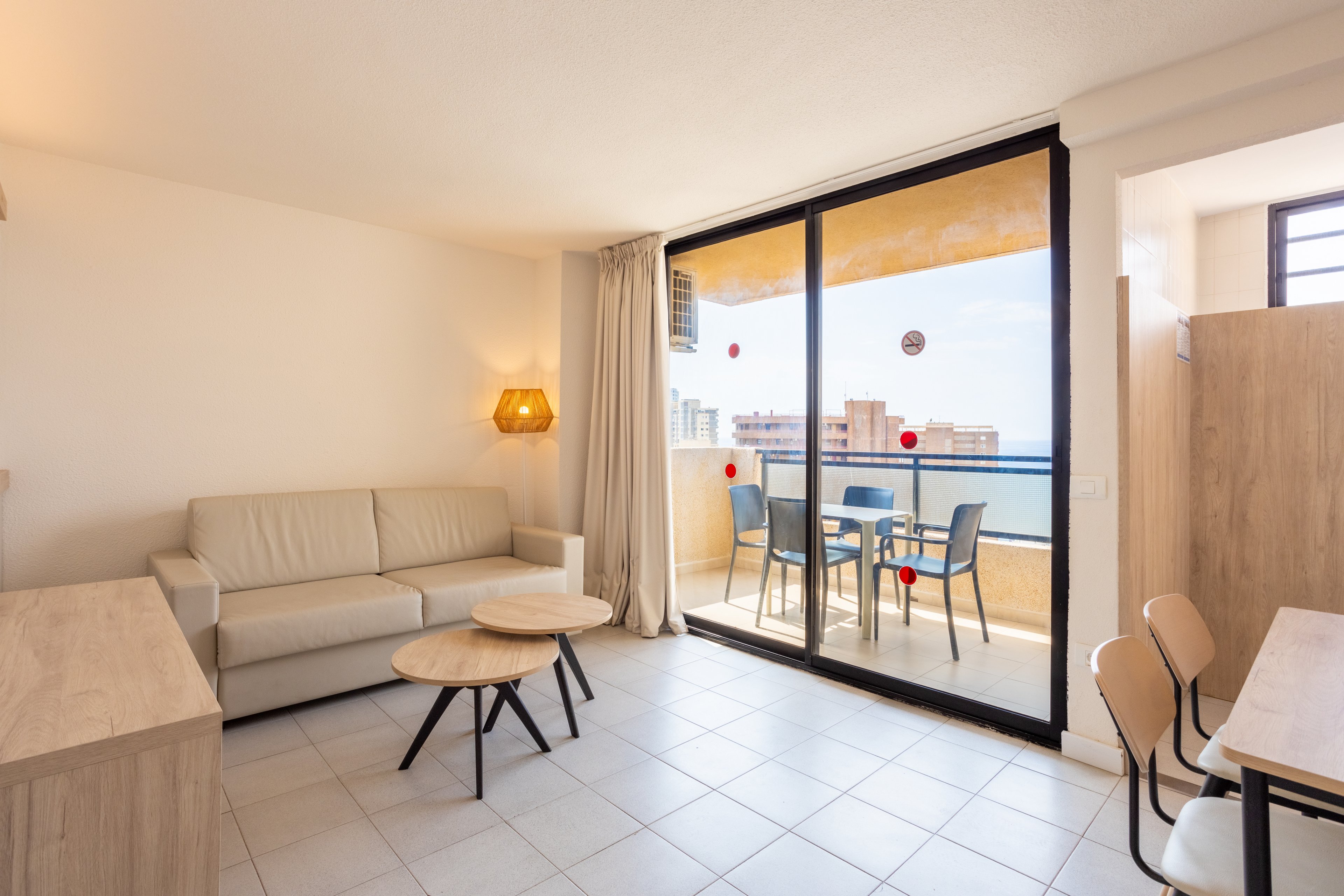 Dynastic Rooms Apartments