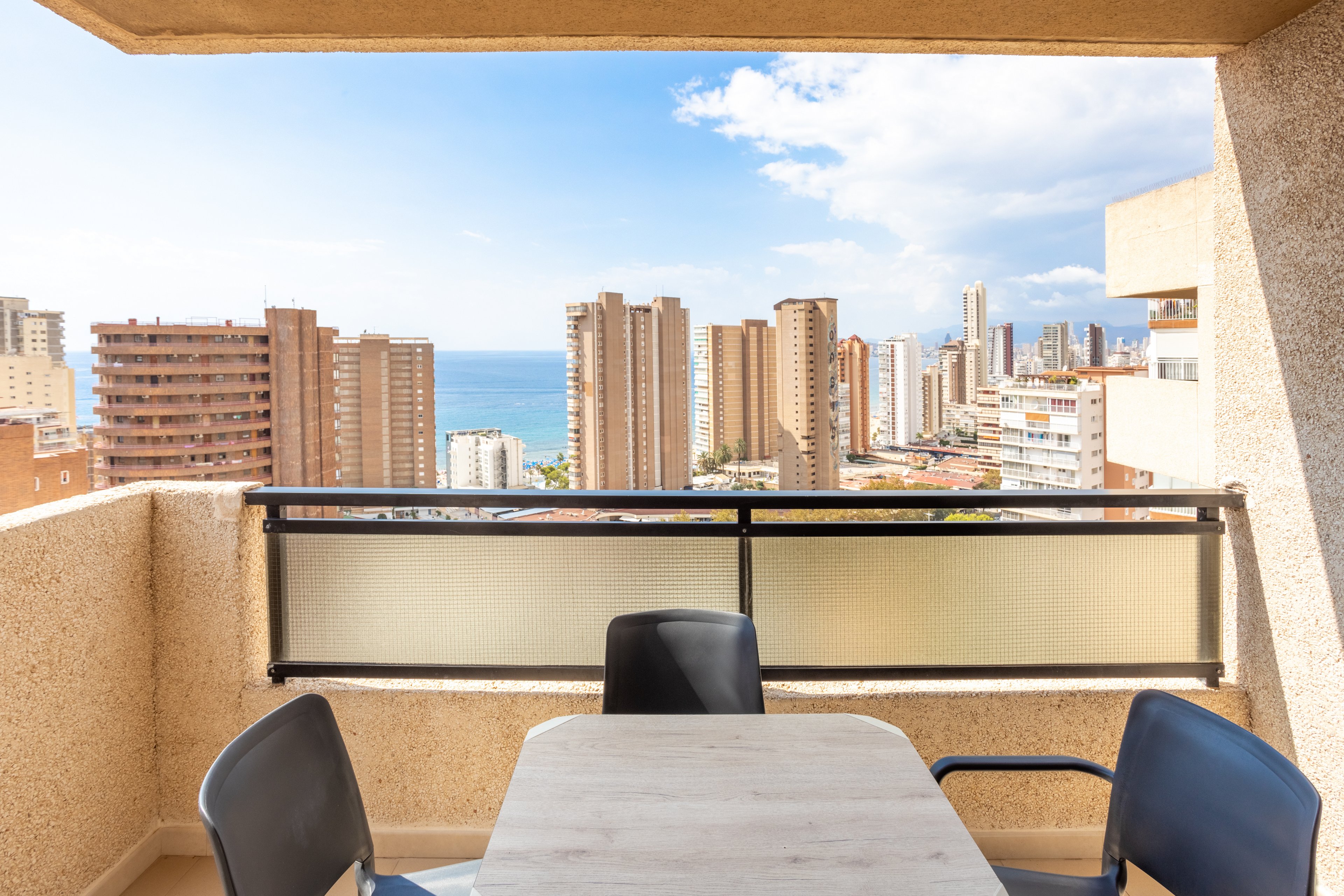 Dynastic Rooms Apartments