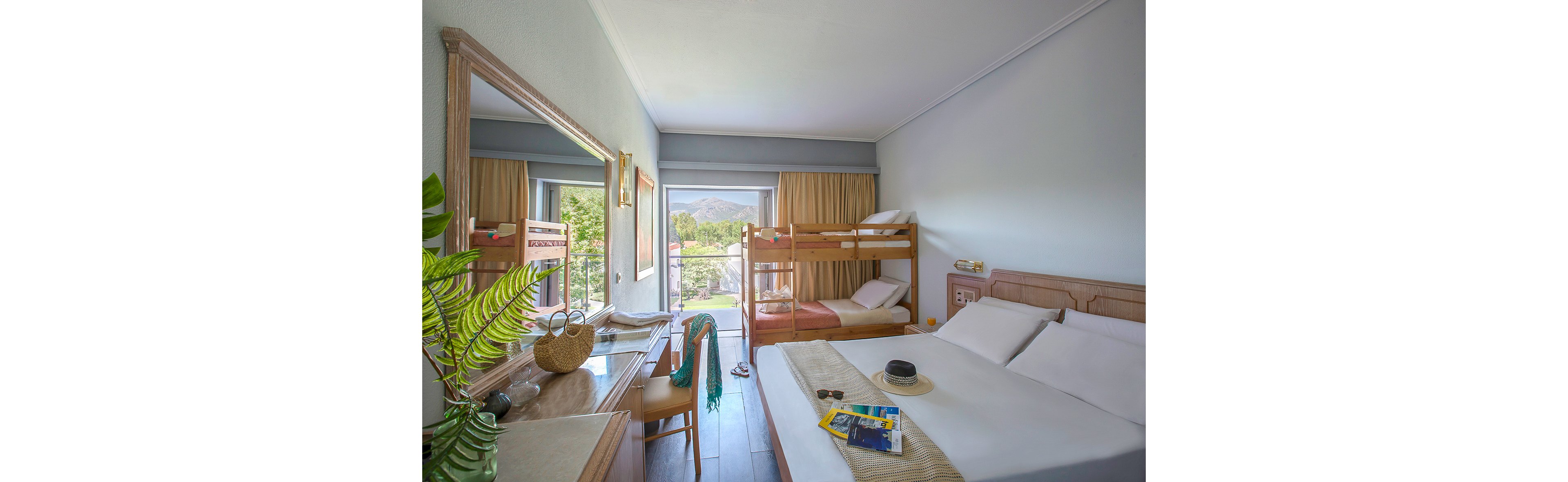 Golden Coast Hotel & Bungalows