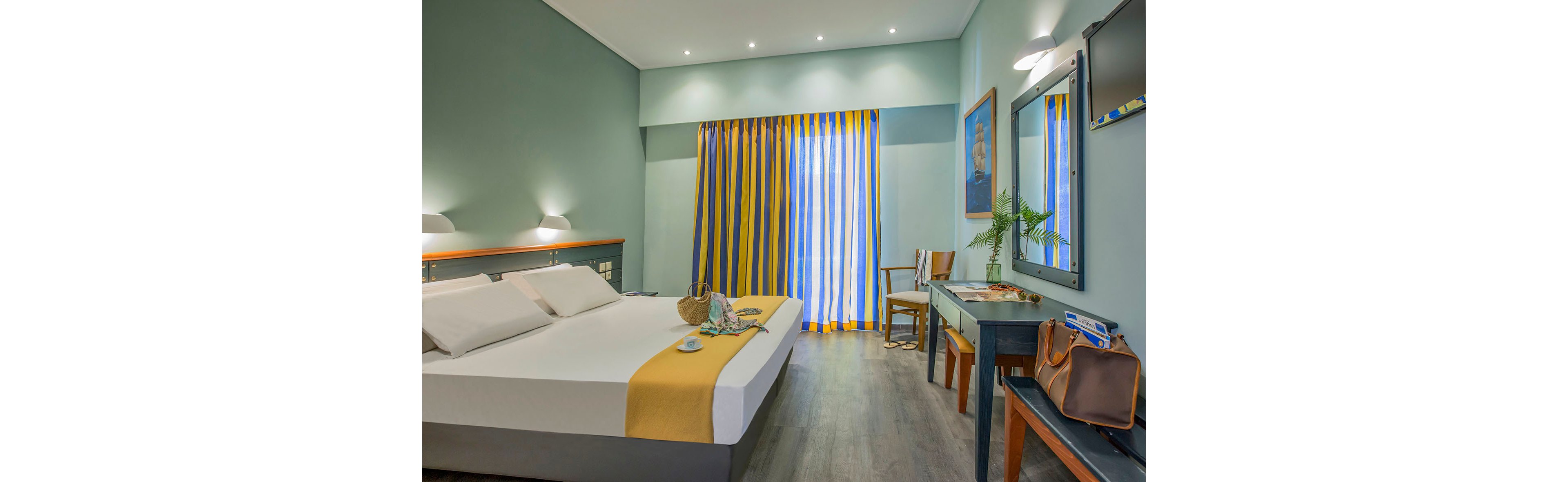 Golden Coast Hotel & Bungalows