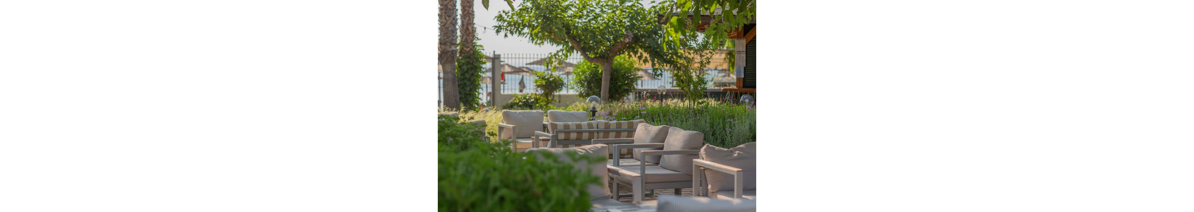 Golden Coast Hotel & Bungalows