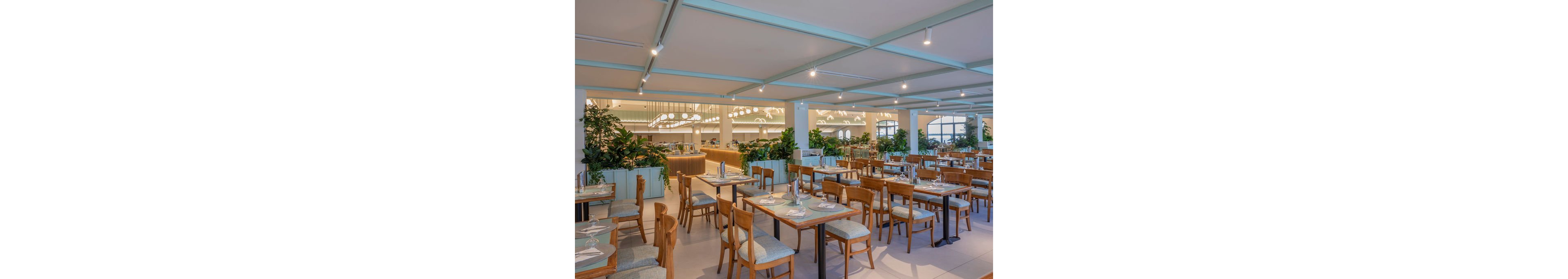 Golden Coast Hotel & Bungalows