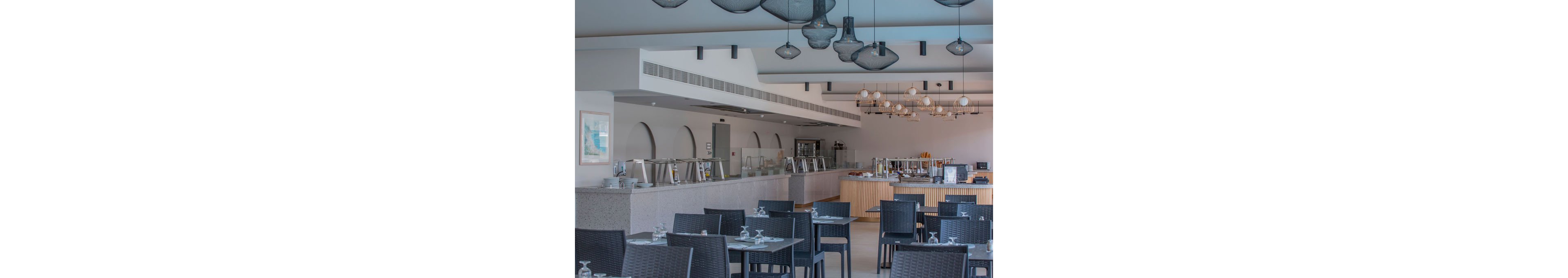 Golden Coast Hotel & Bungalows