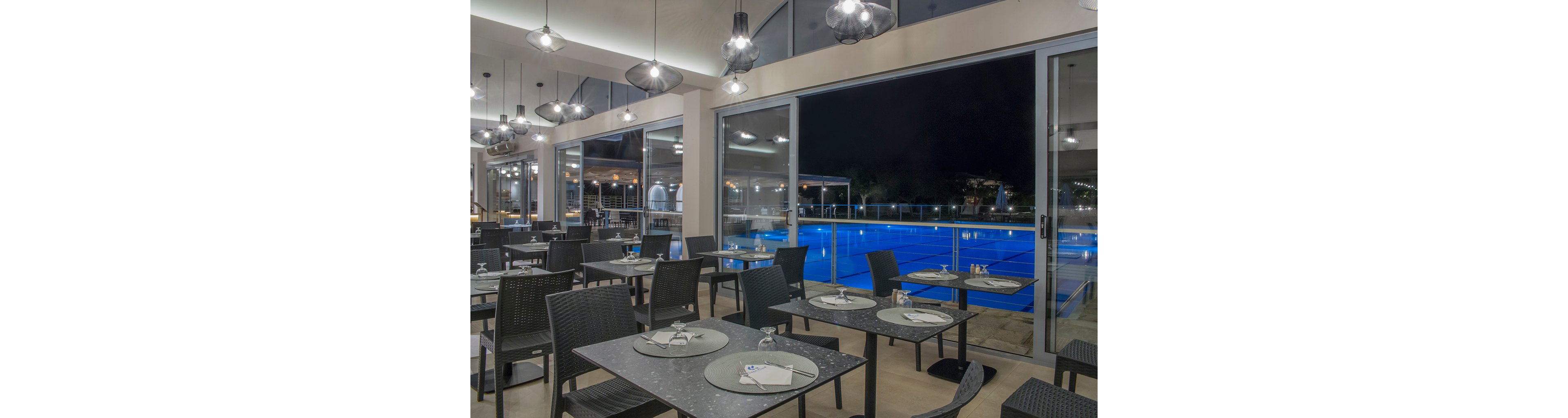 Golden Coast Hotel & Bungalows