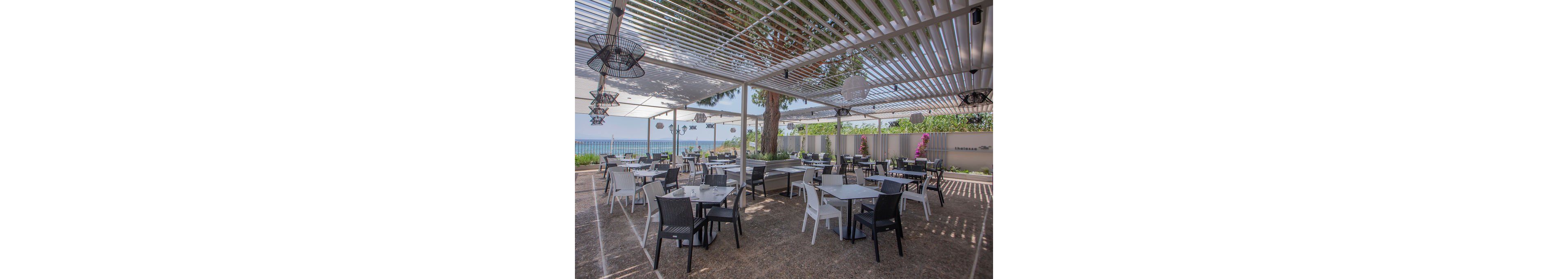 Golden Coast Hotel & Bungalows