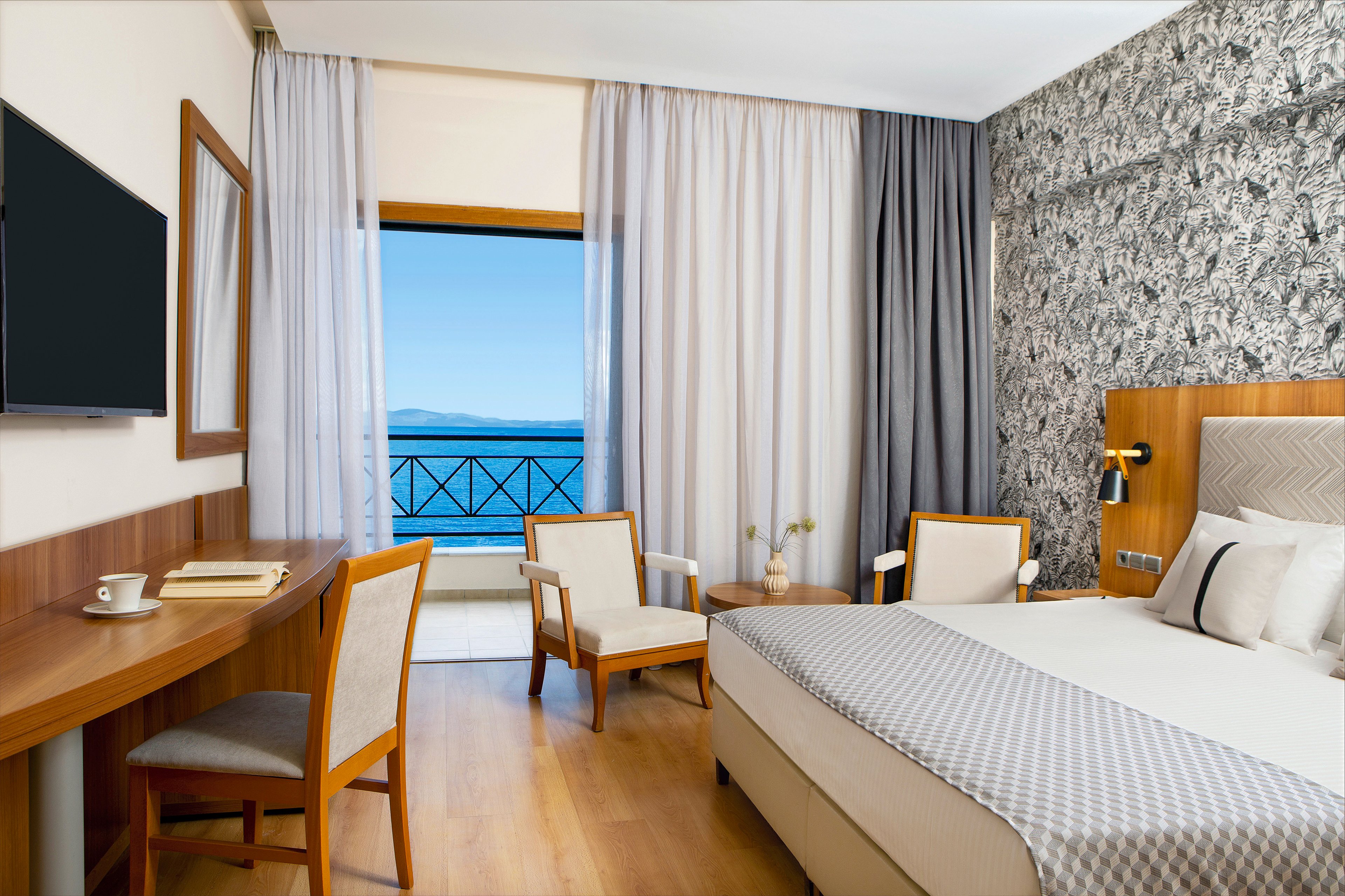 Zeus Essence Ramada Athens