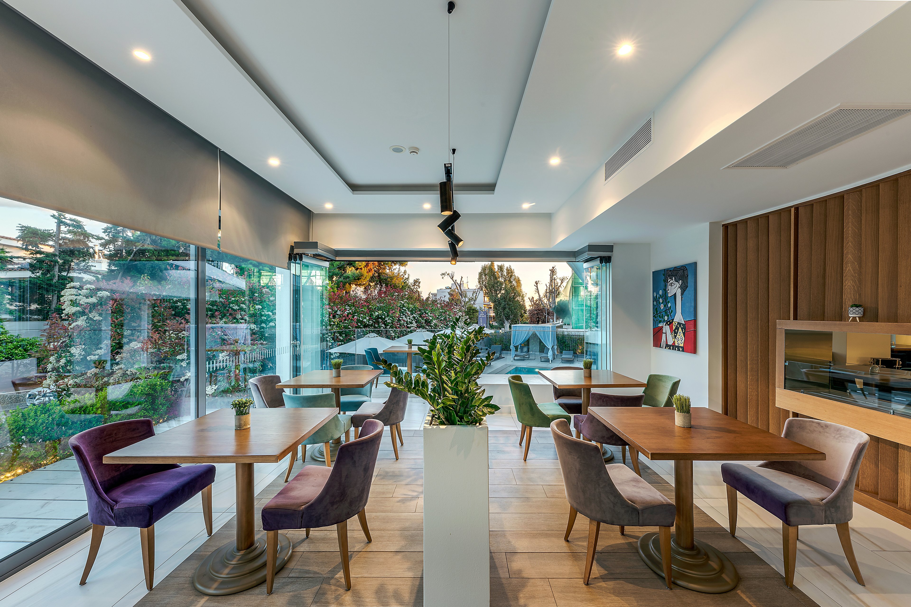 Glyfada Riviera Hotel